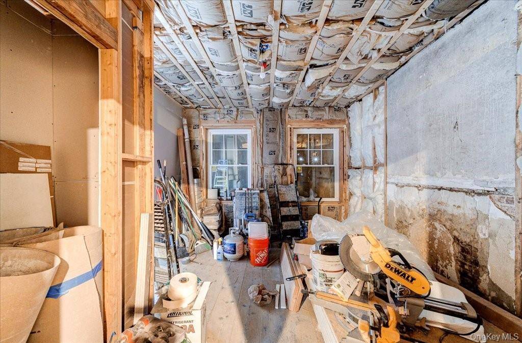 Newburgh, NY 12550,255 Powell AVE