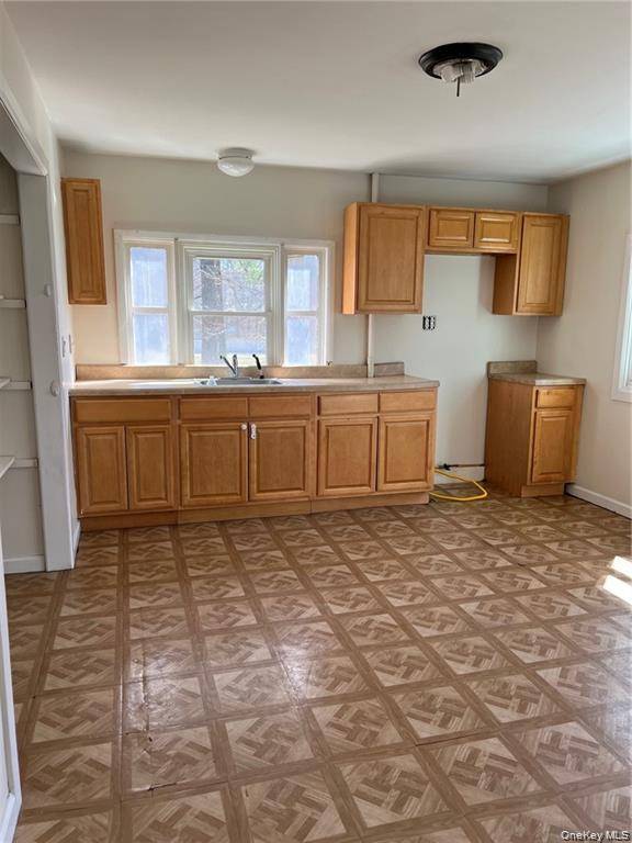 Washingtonville, NY 10992,91 Toleman RD #1