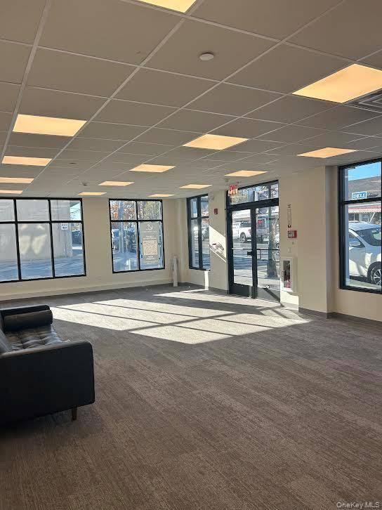 Riverhead, NY 11901,331 E Main ST