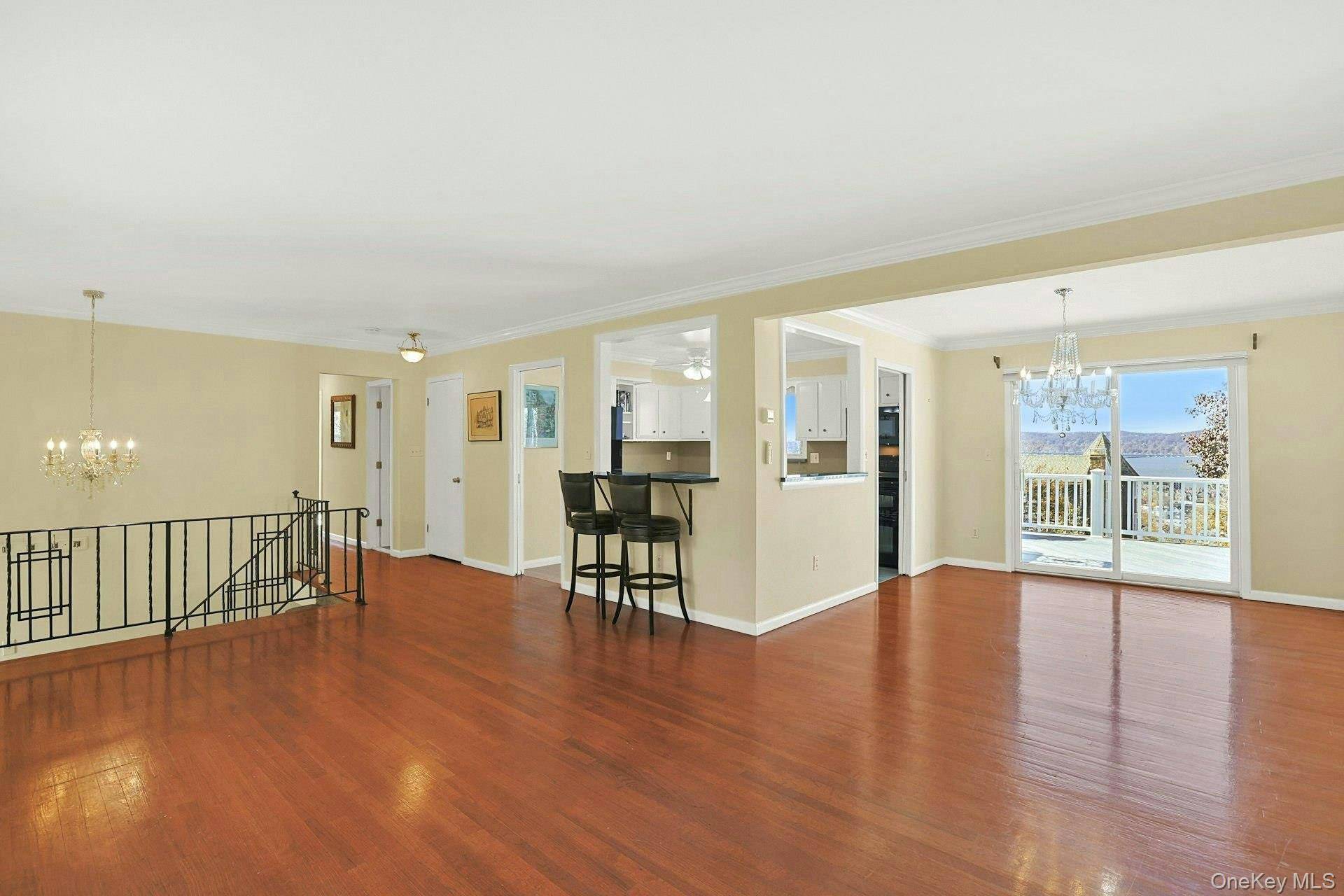 Tarrytown, NY 10591,29 Woodland AVE