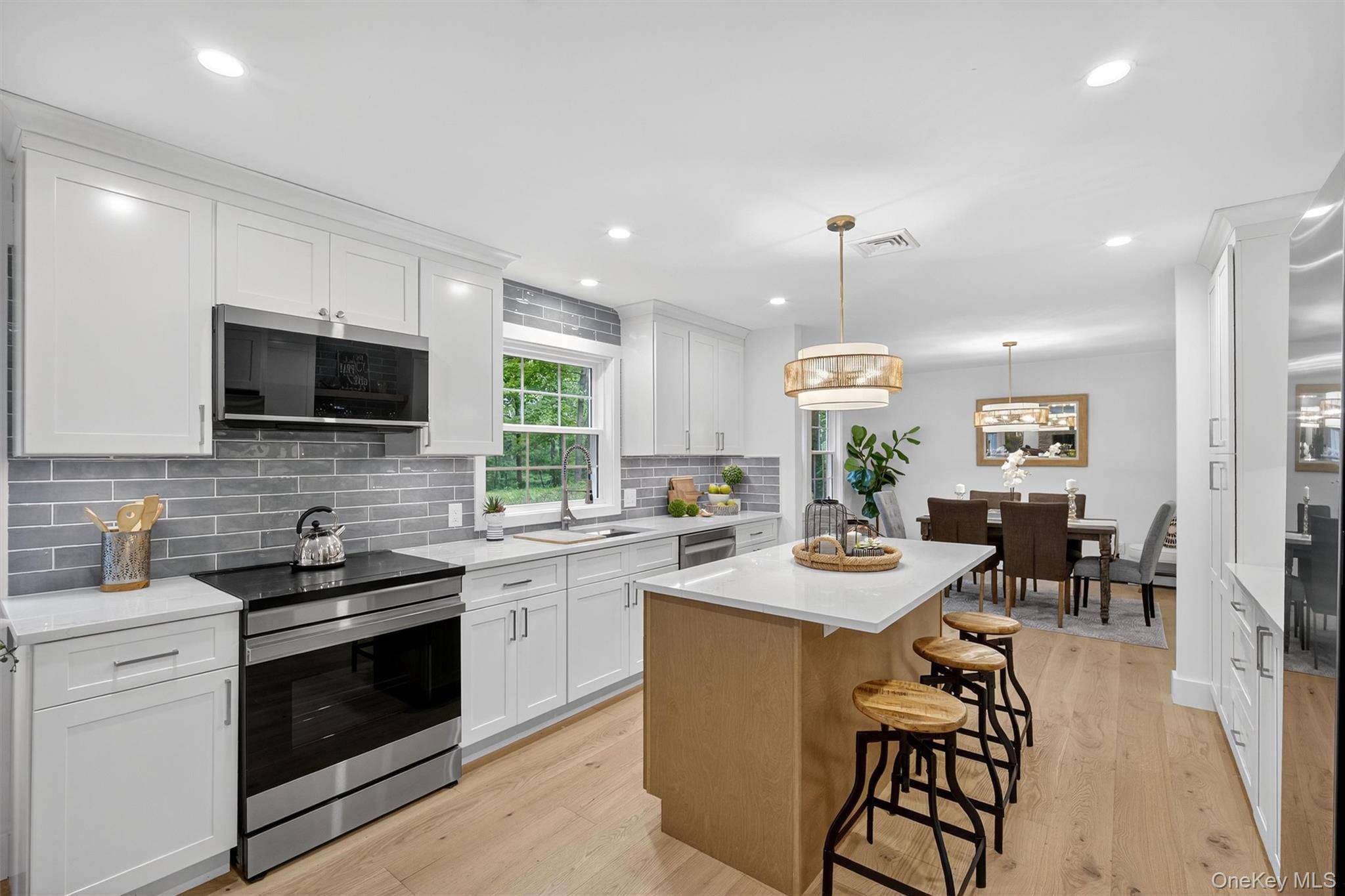 Pleasant Valley, NY 12569,41 Meddaugh RD