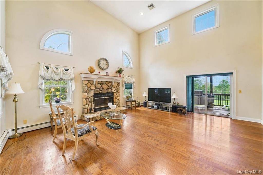 Pine Bush, NY 12566,2 Bruyn AVE