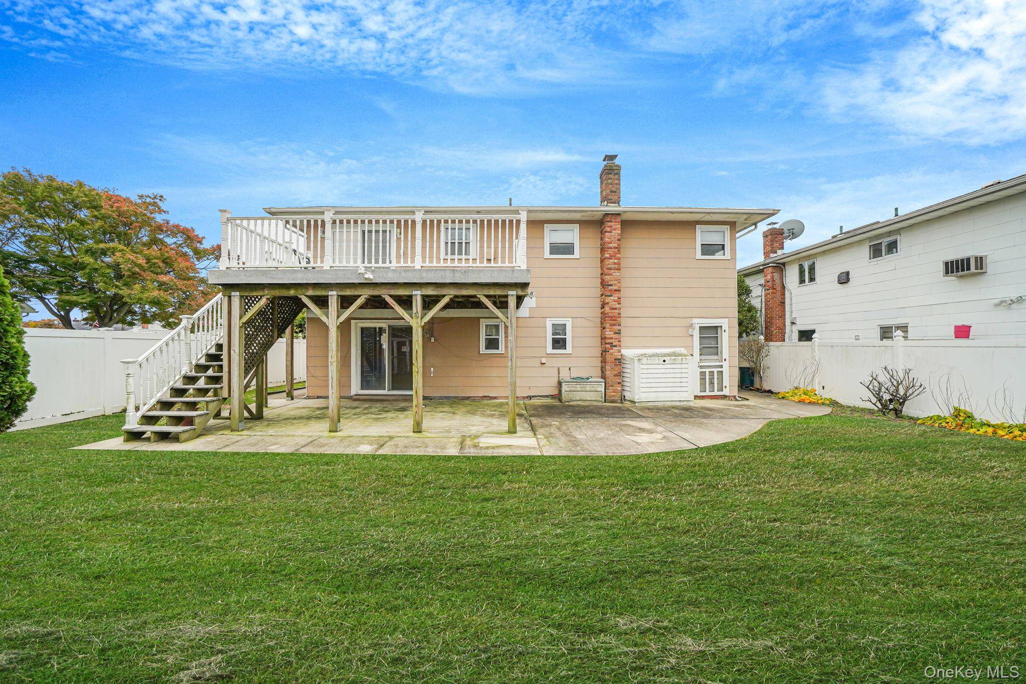 West Babylon, NY 11704,501 Windmill AVE