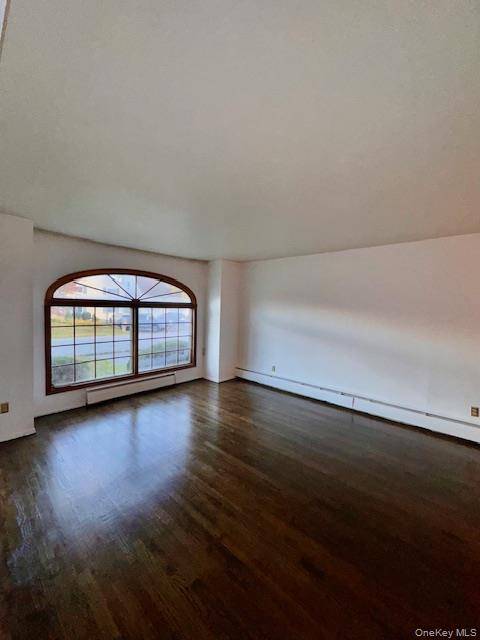 Hyde Park, NY 12538,1 Abbie LN