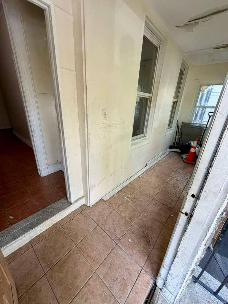 Brooklyn, NY 11208,406 Chestnut ST