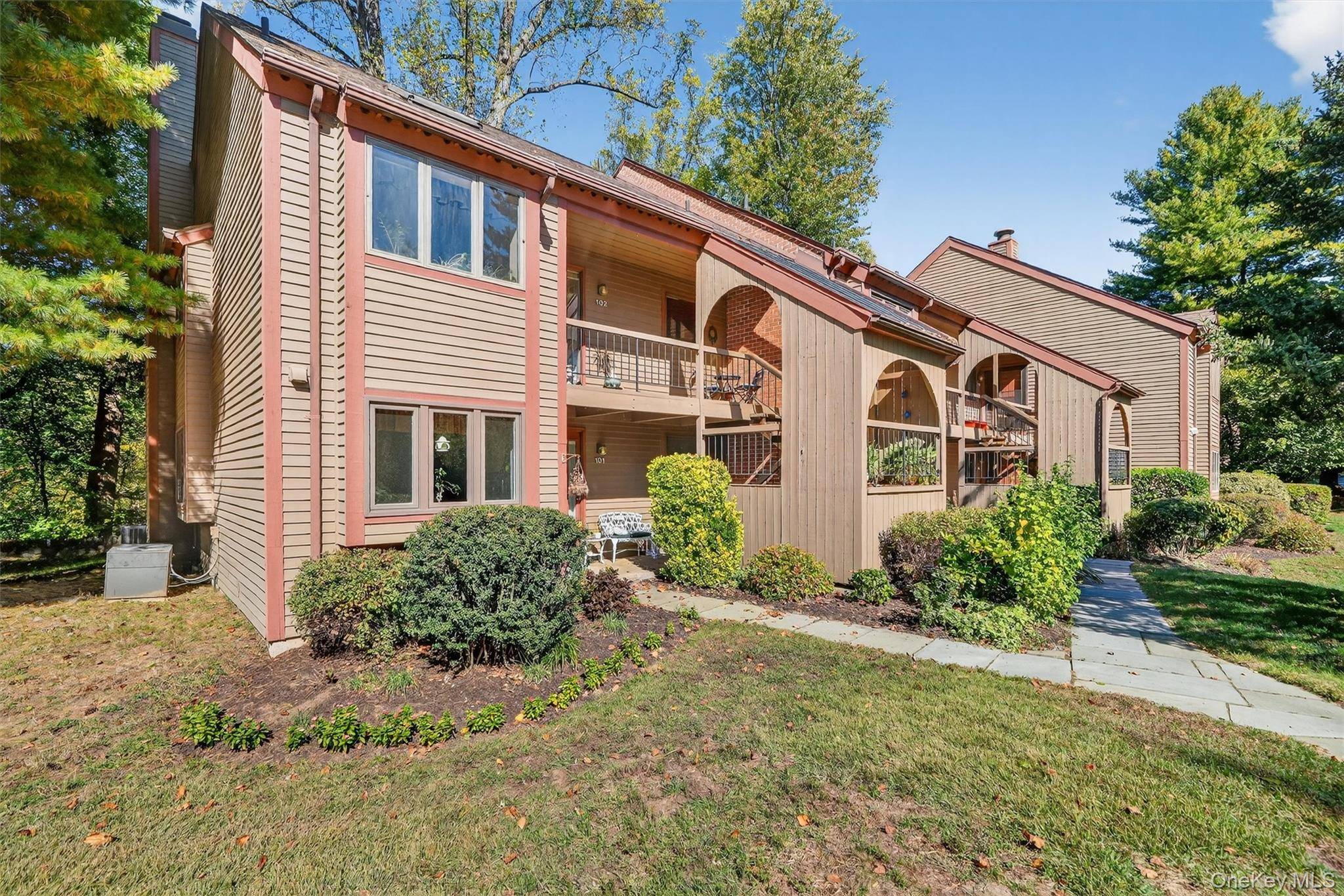 Ossining, NY 10562,101 Eagle Bay DR #101