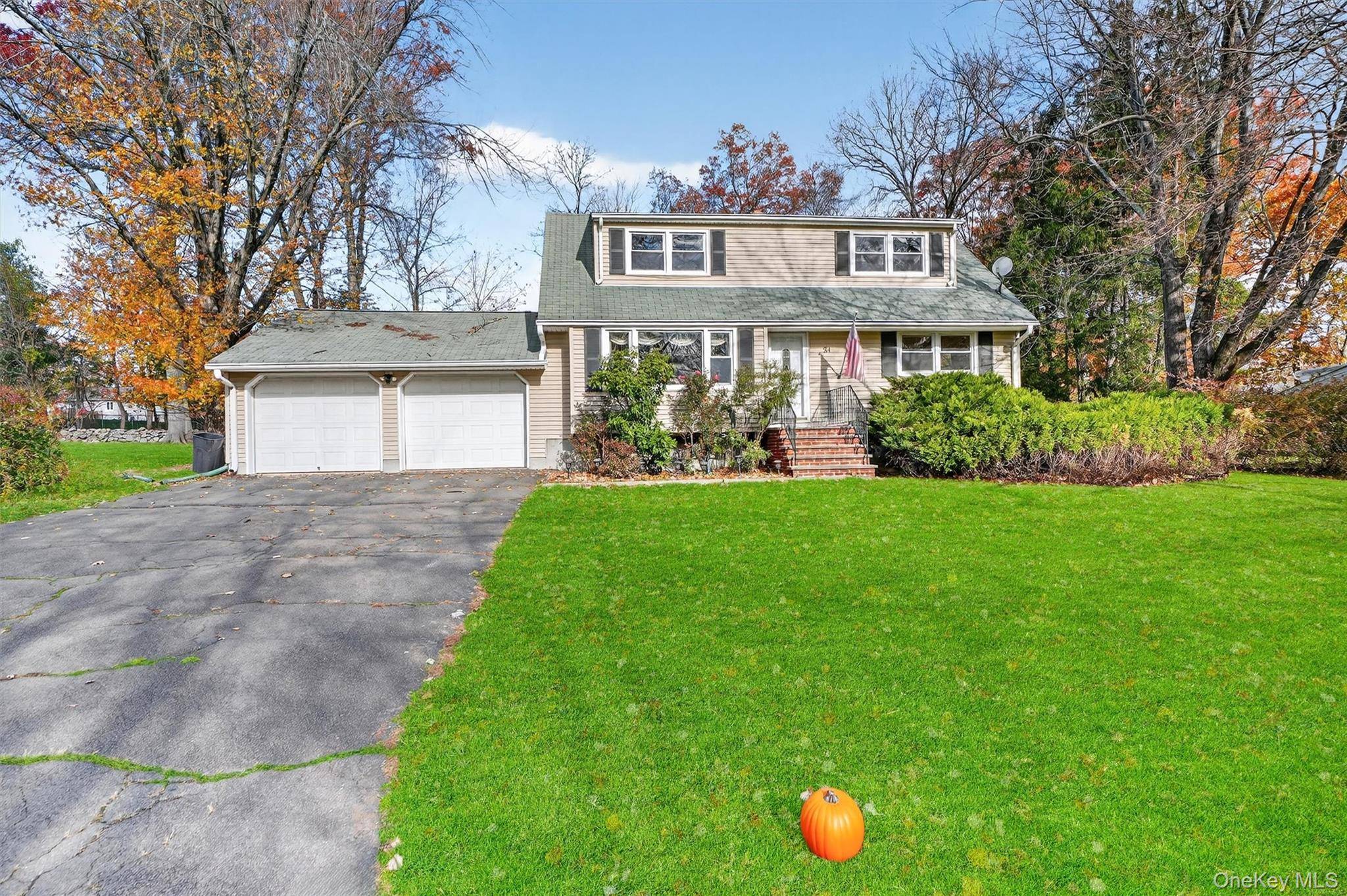 Nanuet, NY 10954,34 Poplar ST