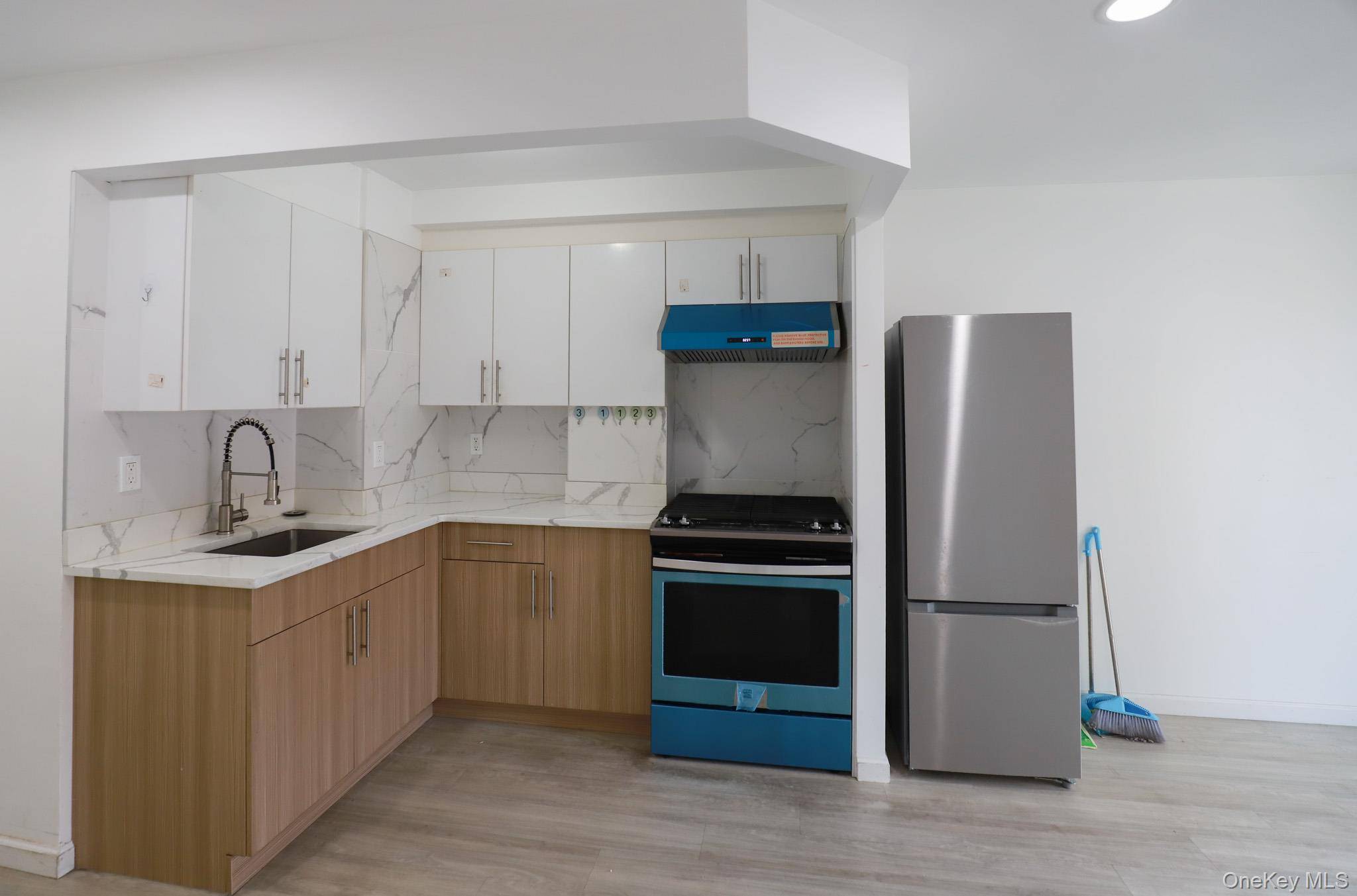 Flushing, NY 11355,134-43 Maple AVE #5B