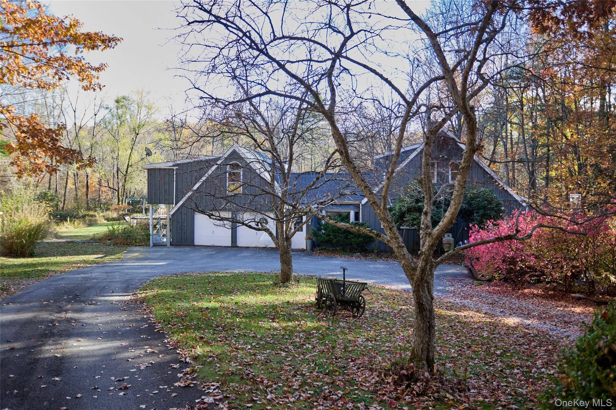 Chatham, NY 12136,40 Engel RD