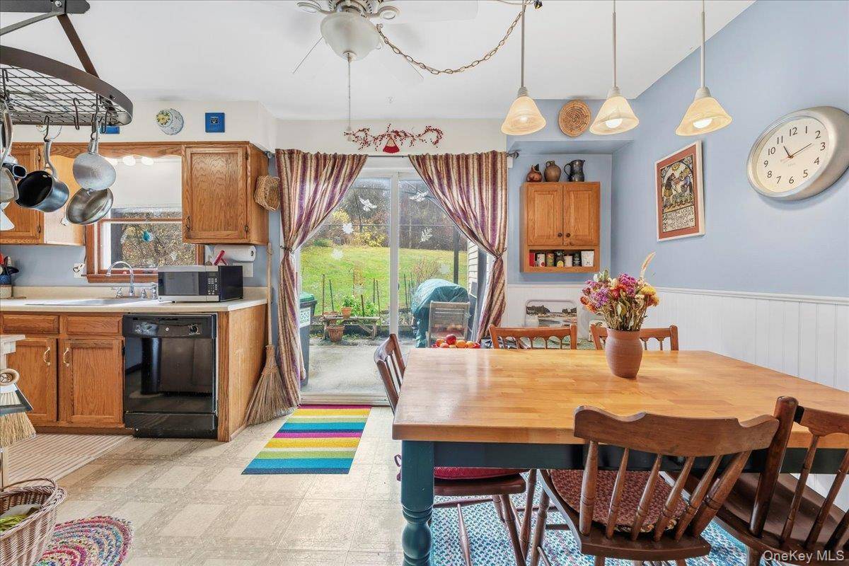 Goshen, NY 10924,8 Maple AVE