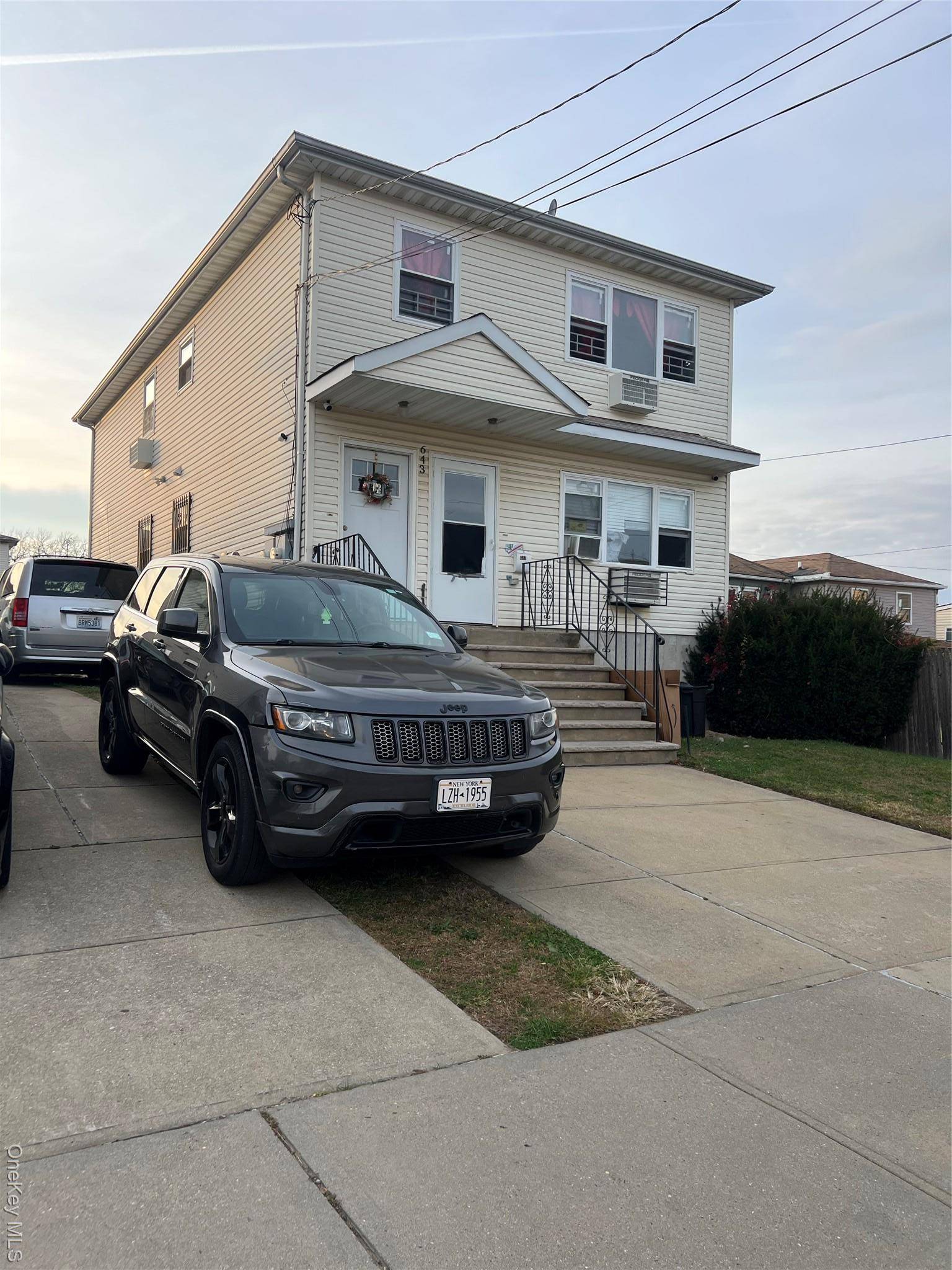 Arverne, NY 11692,643 beach 67 ST