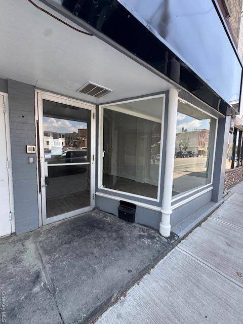 Middletown, NY 10940,30 E Main ST #1
