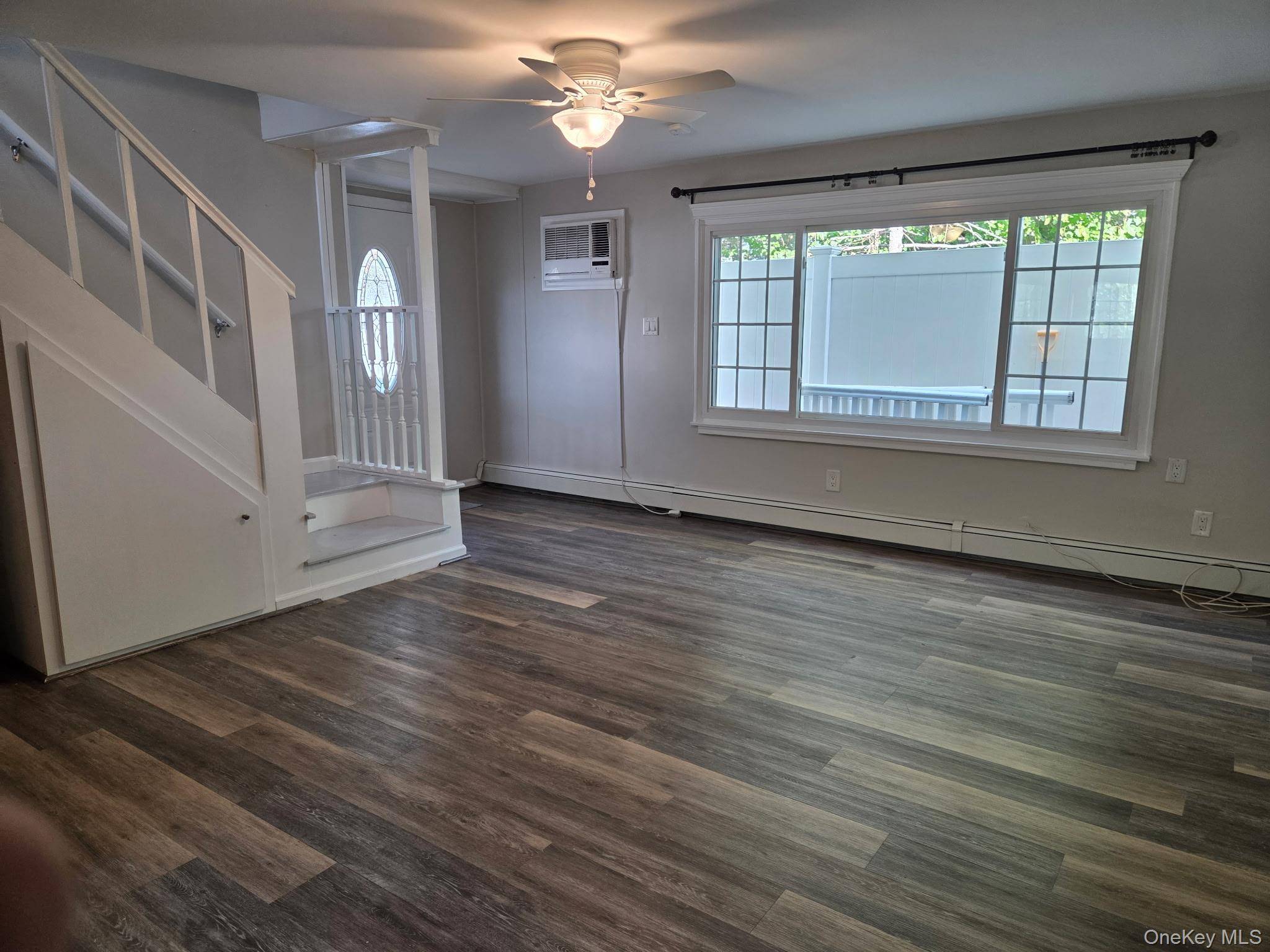 Bay Shore, NY 11706,1019 Cassel AVE