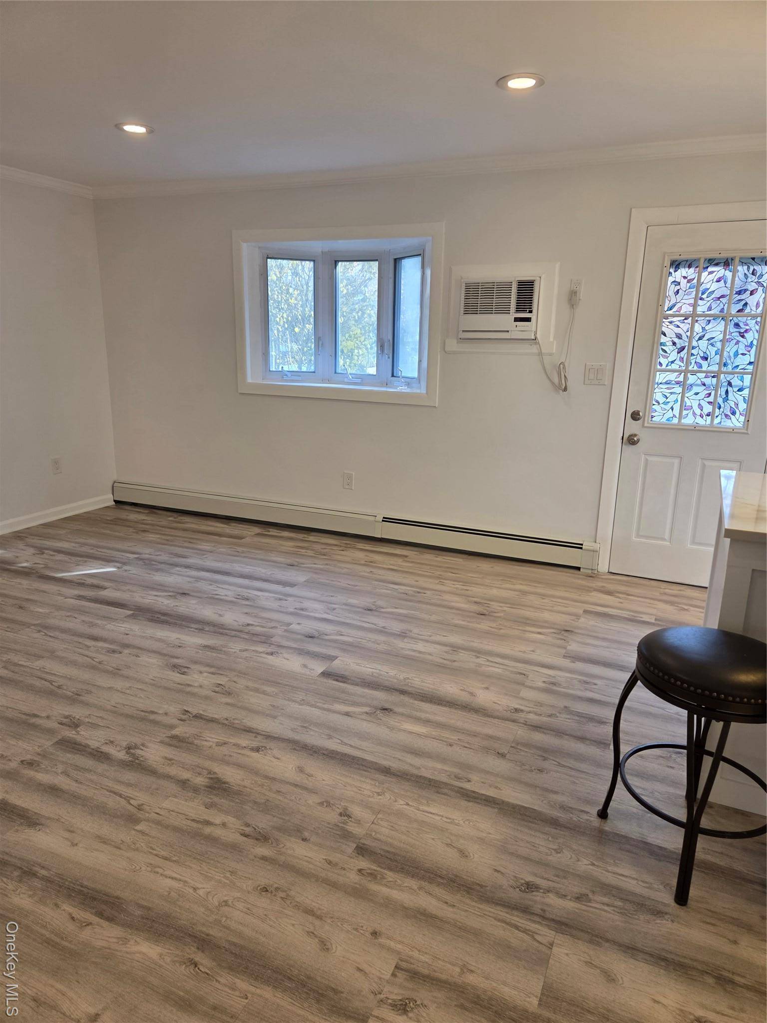 Huntington Station, NY 11746,127 E 12th ST