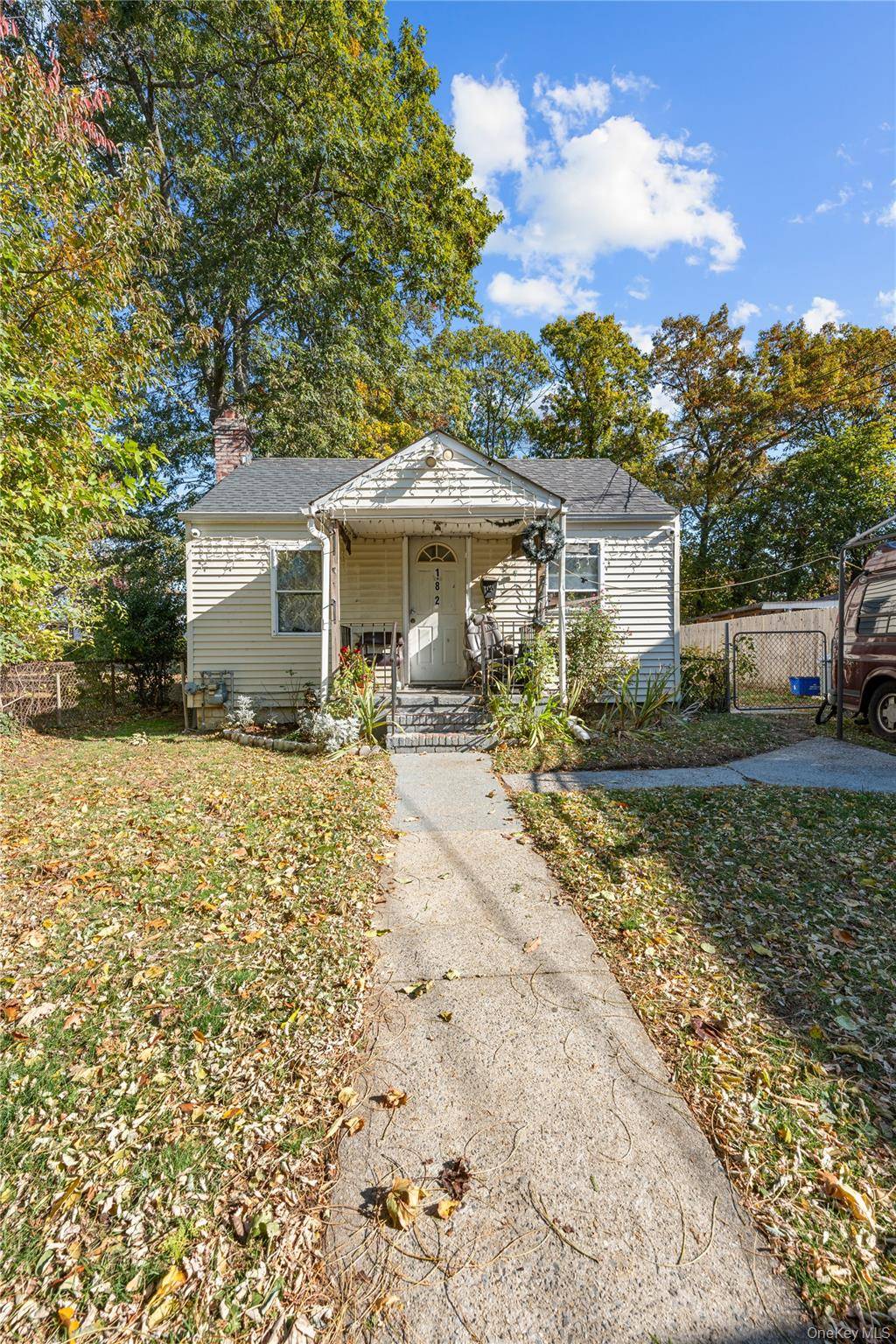 Roosevelt, NY 11575,182 Park AVE