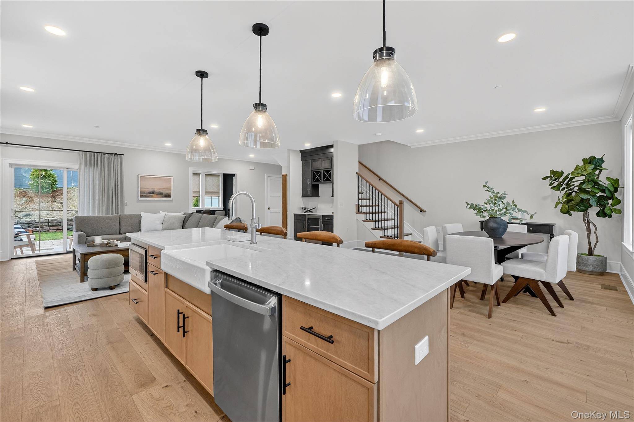 Yorktown Heights, NY 10598,1807 Soundview CT