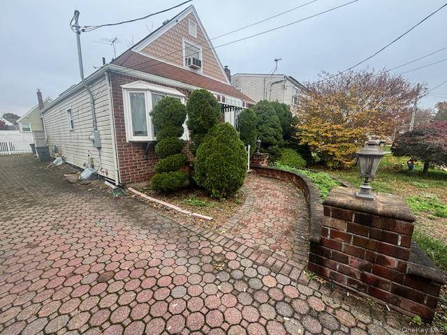 Mineola, NY 11501,62 12th AVE