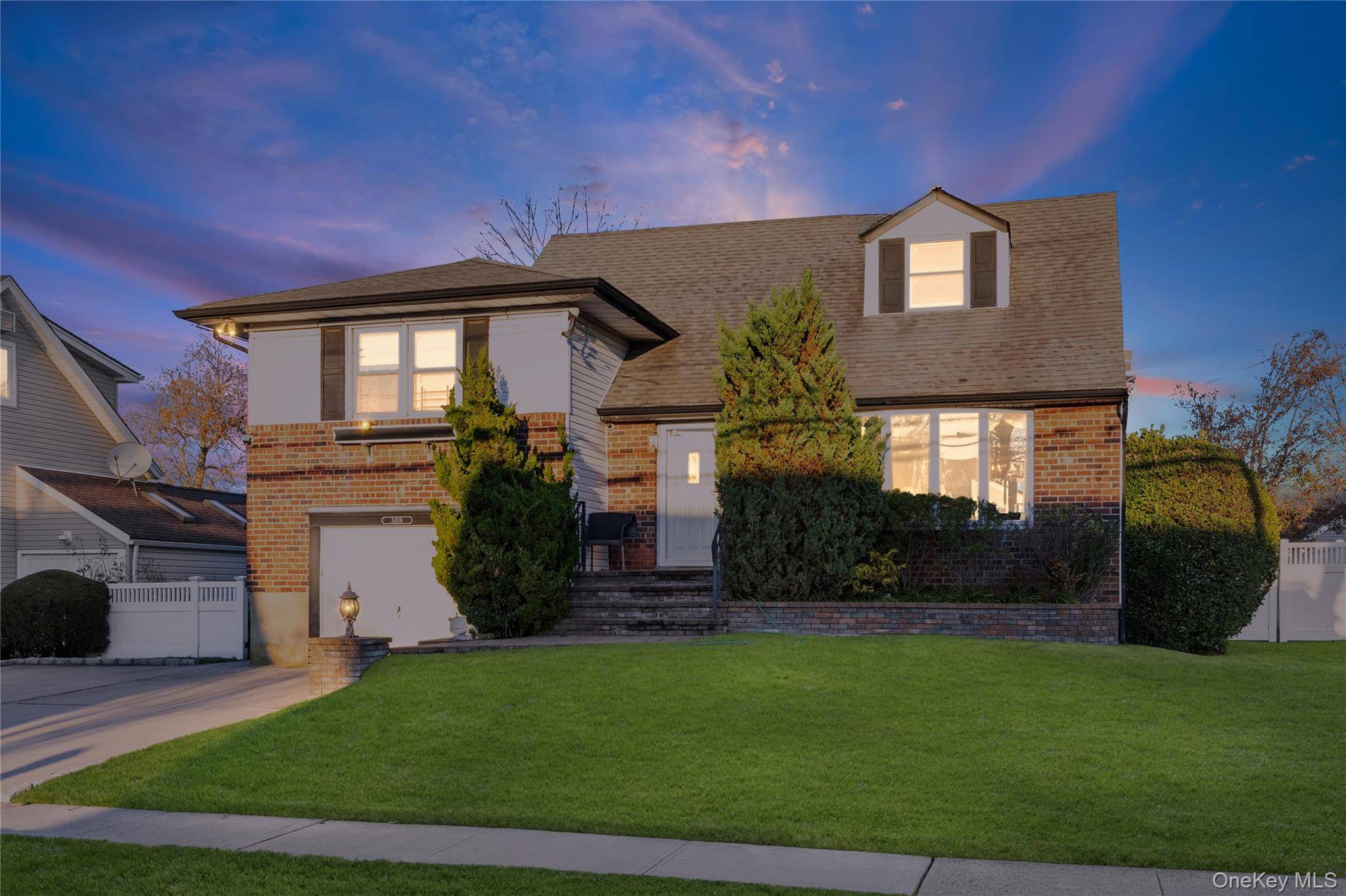 Oceanside, NY 11572,3409 5th ST