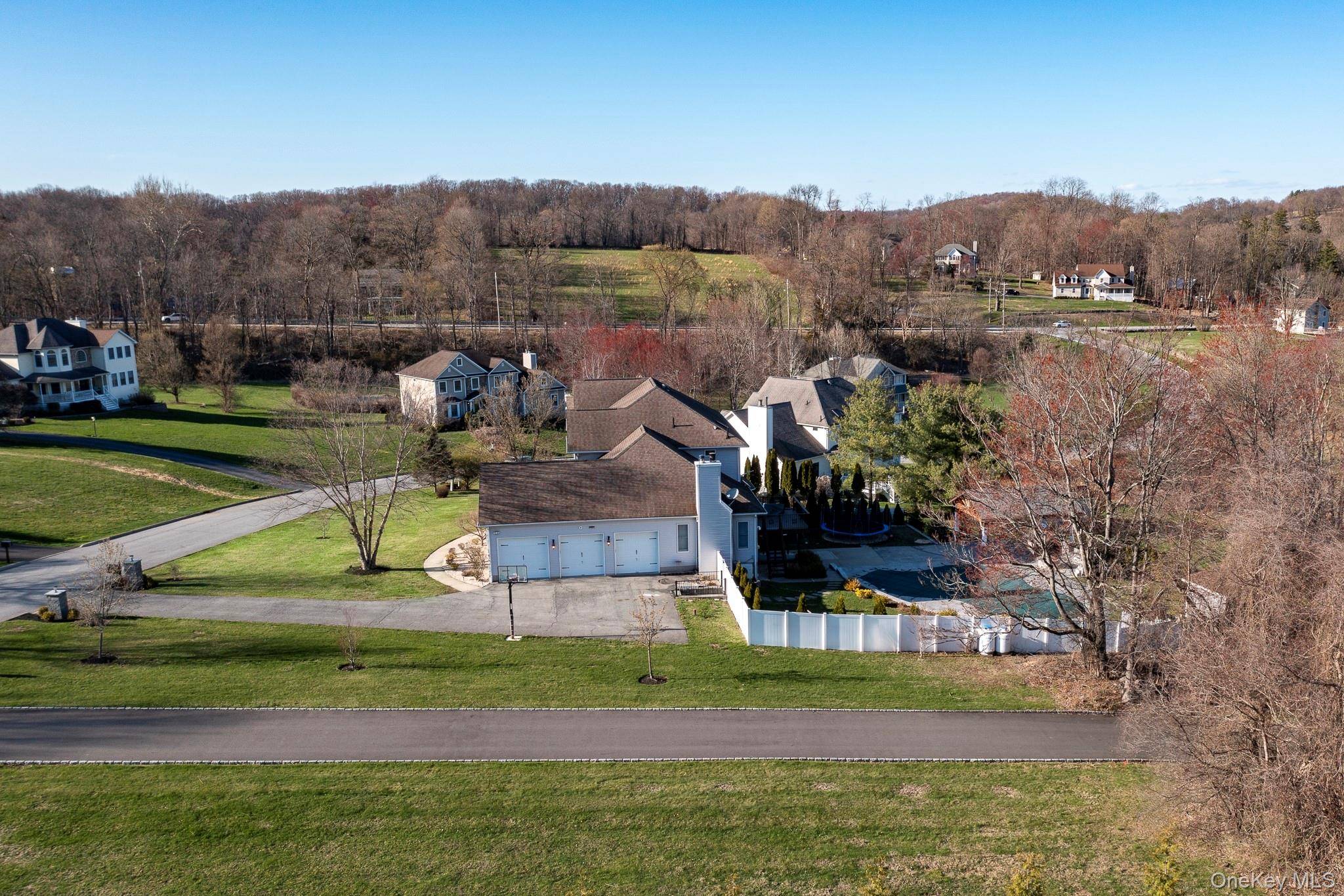 New Windsor, NY 12553,107 Denniston DR