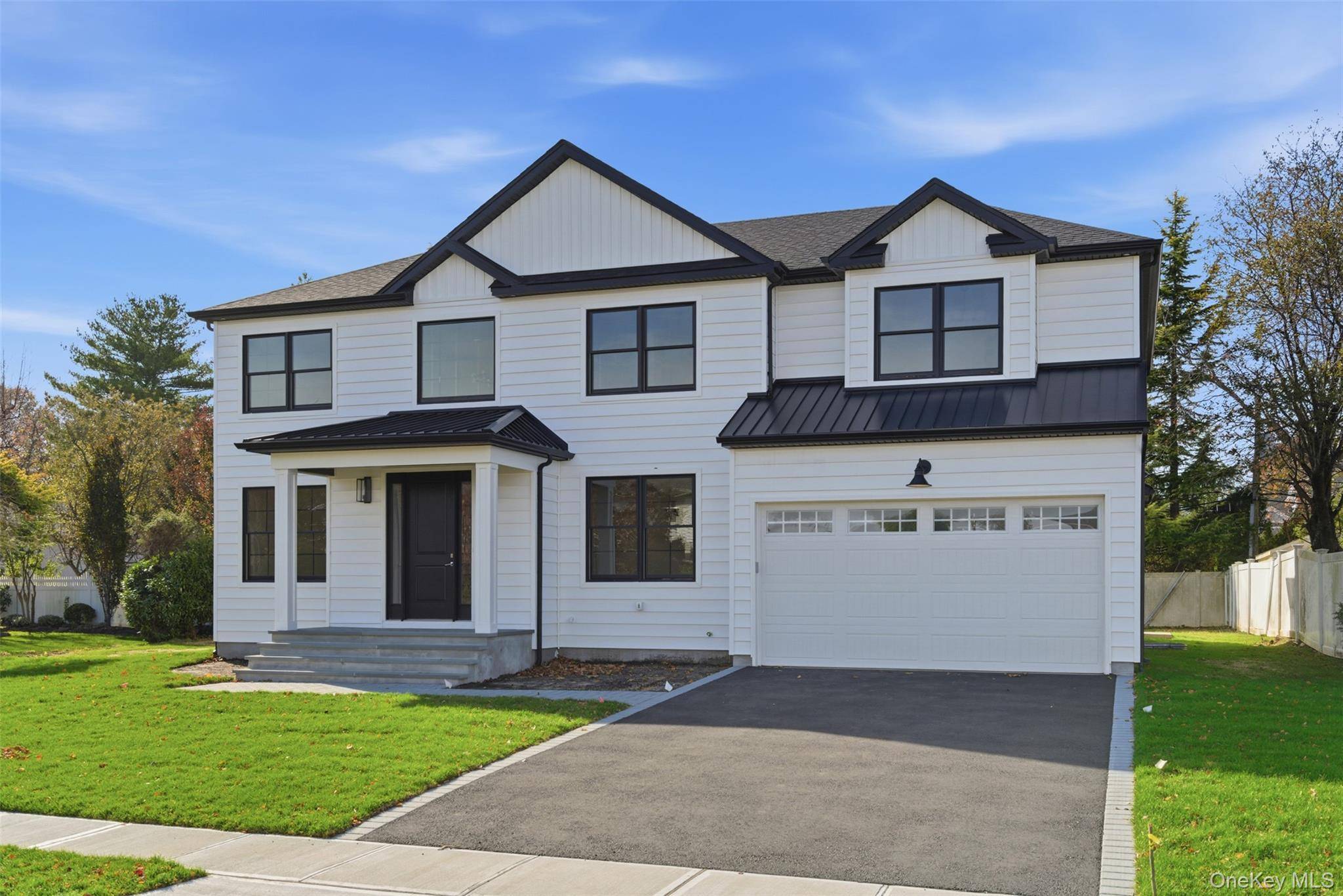 Jericho, NY 11753,16 Otsego PL