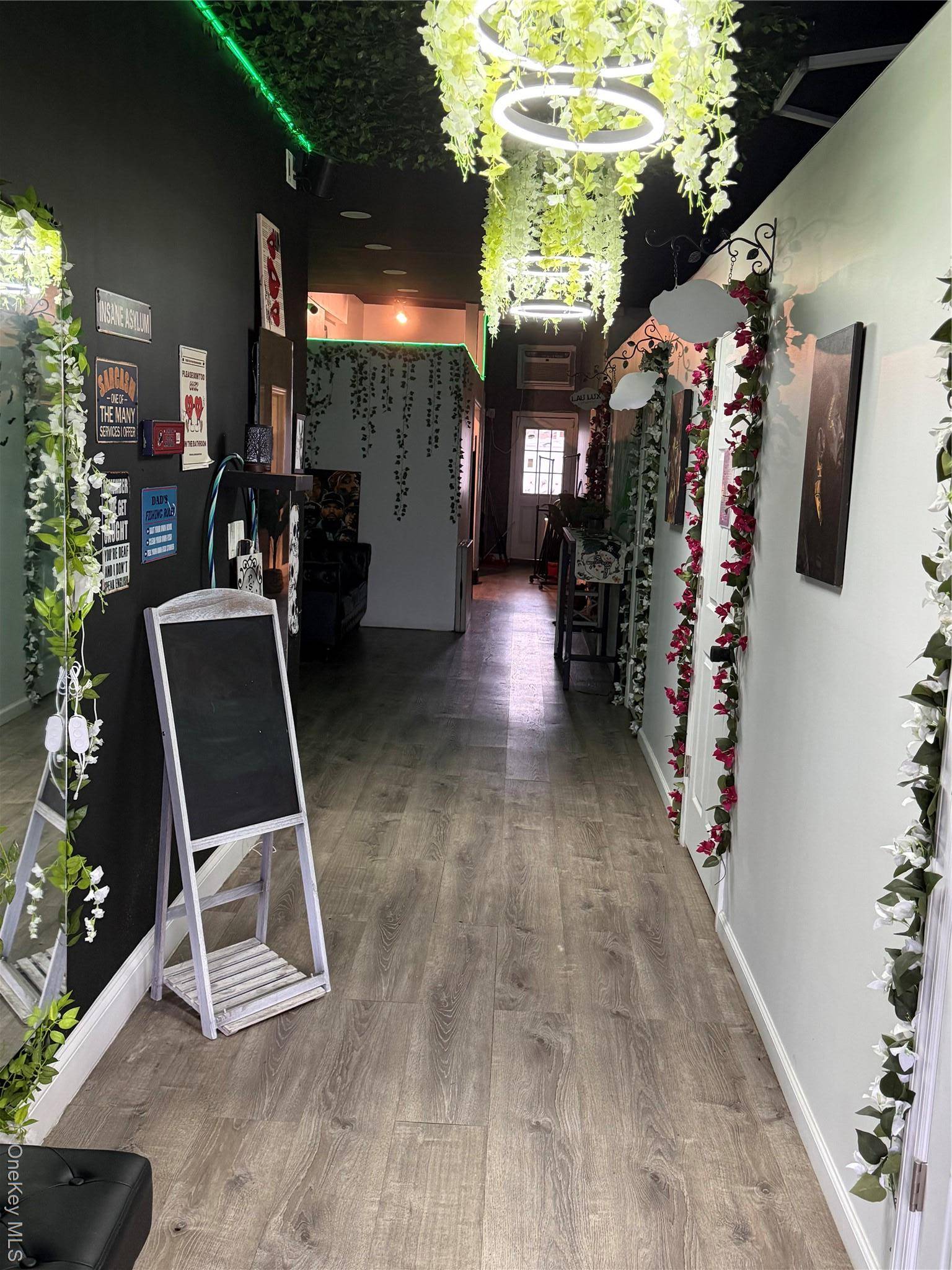 Bellerose, NY 11426,248-51 Jericho Tpke