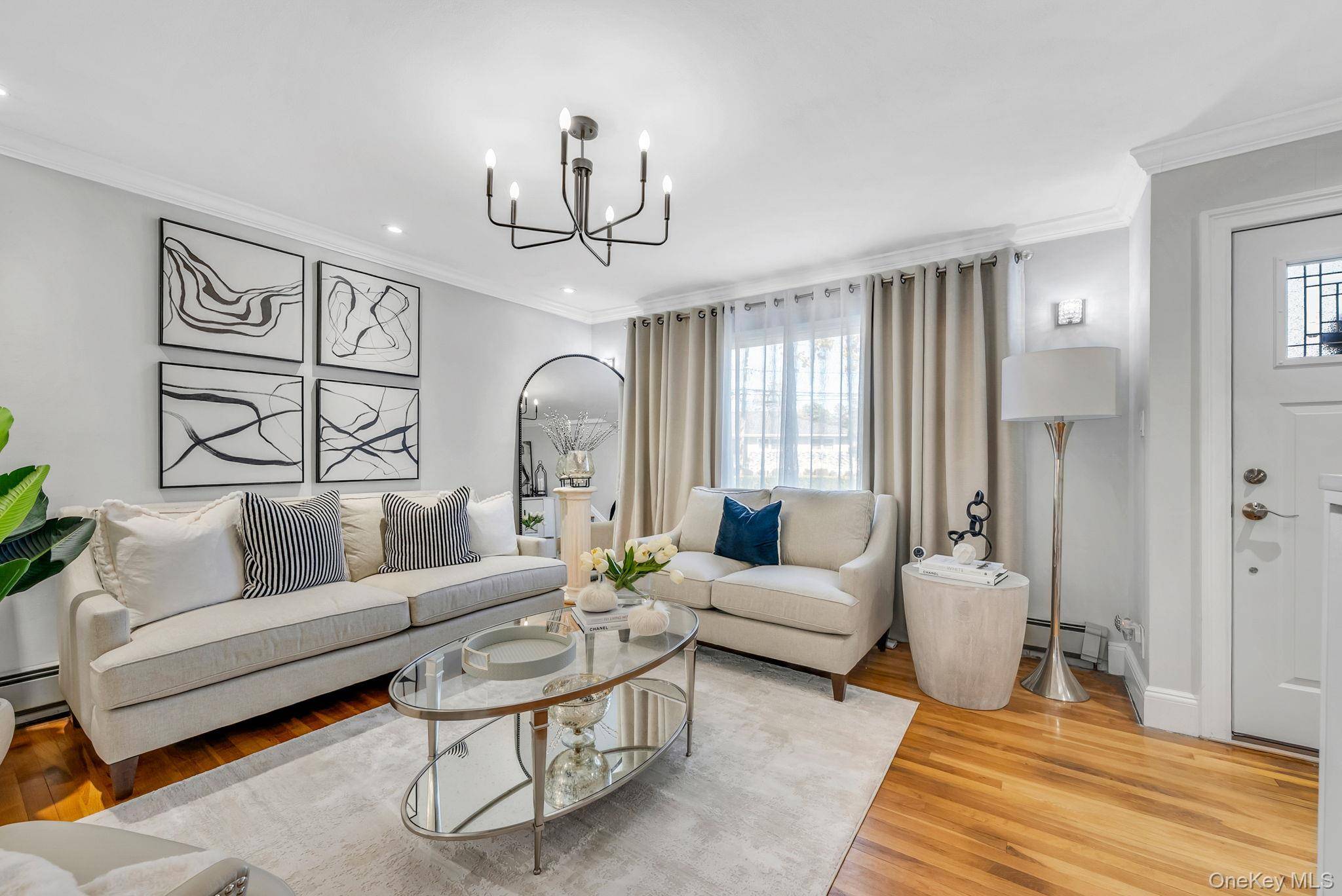 West Babylon, NY 11704,248 Arnold AVE