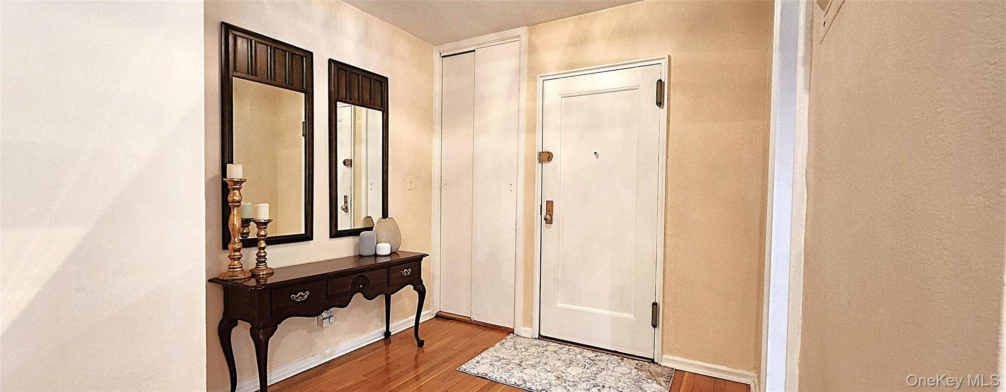 White Plains, NY 10603,54 Lawrence DR #A