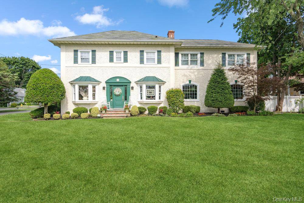 Islip, NY 11751,1 Bayview AVE