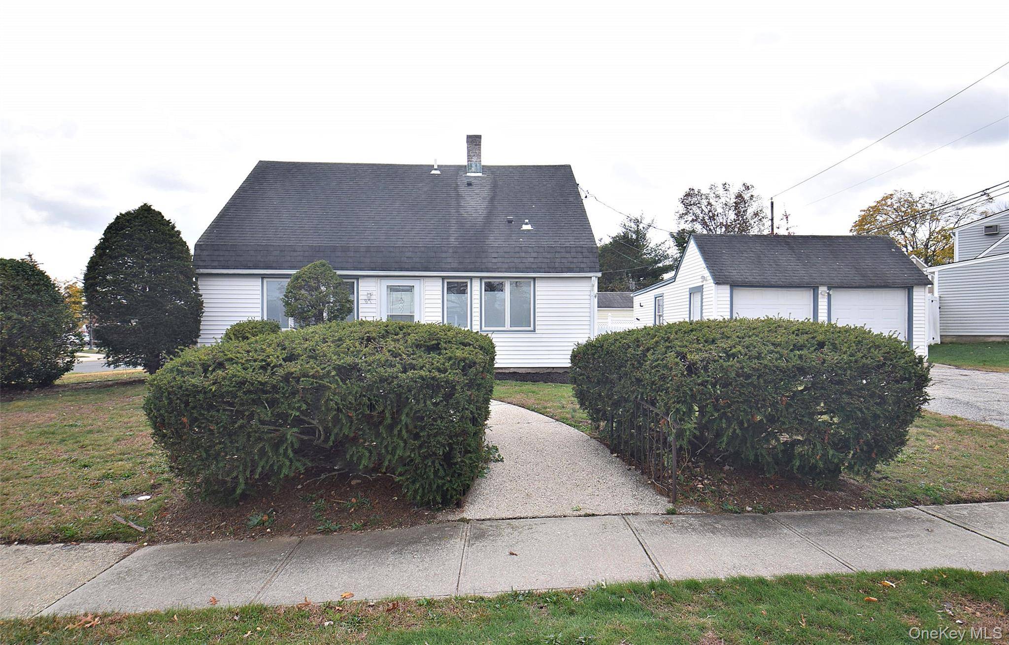 Levittown, NY 11756,87 Parkside DR