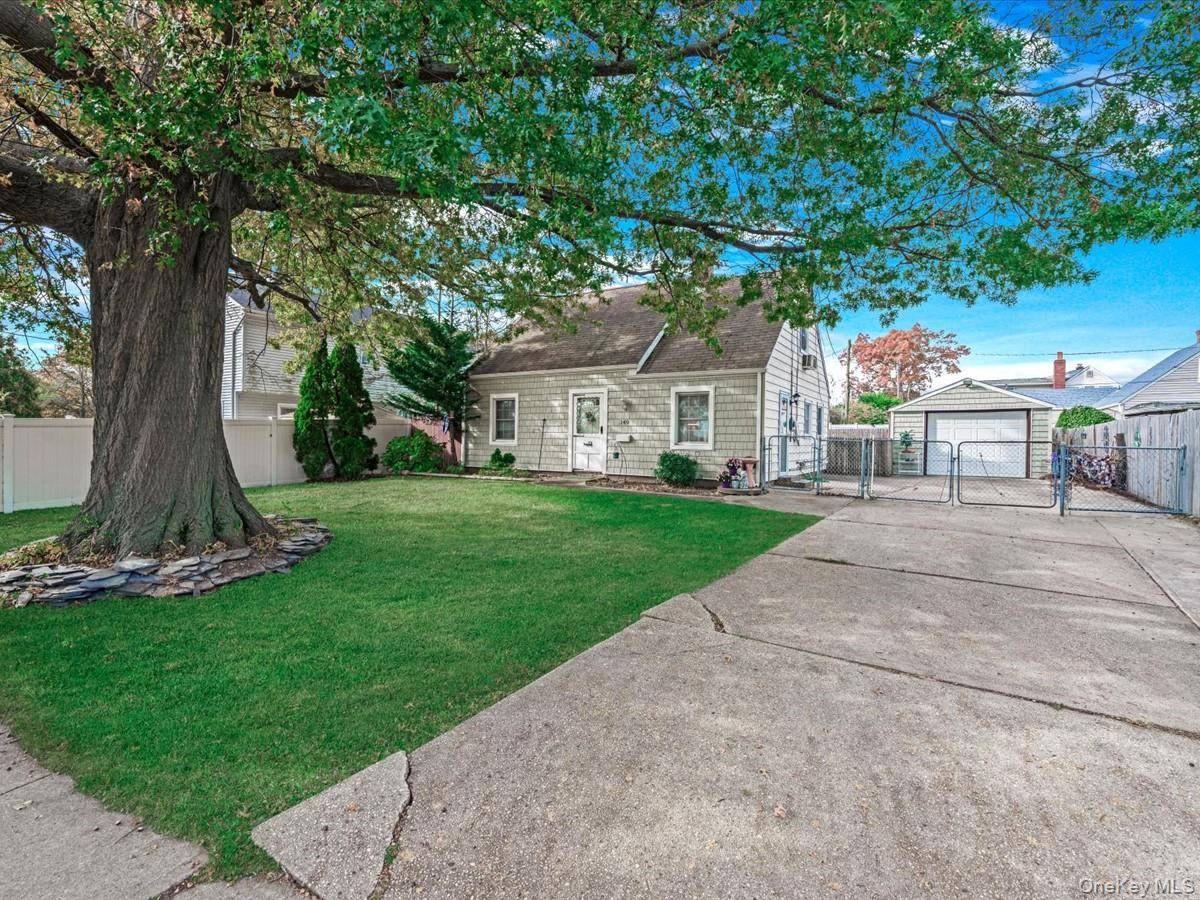 Levittown, NY 11756,140 Jerusalem AVE