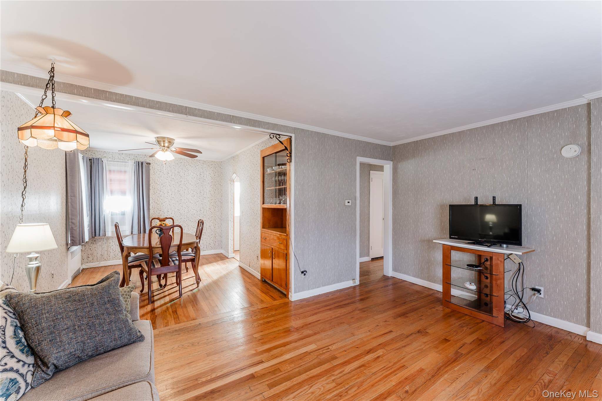 Uniondale, NY 11553,1140 Braxton ST