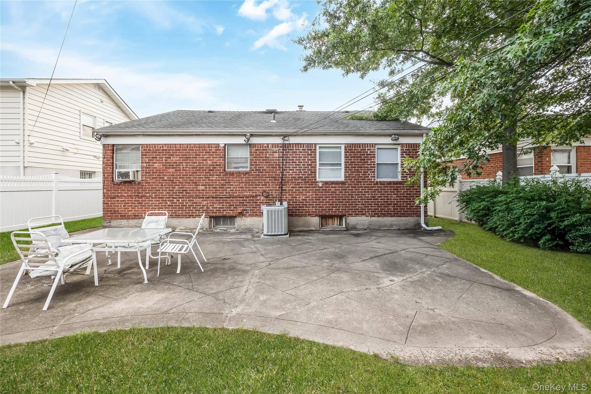 Bayside, NY 11360,26-11 Corporal Kennedy ST