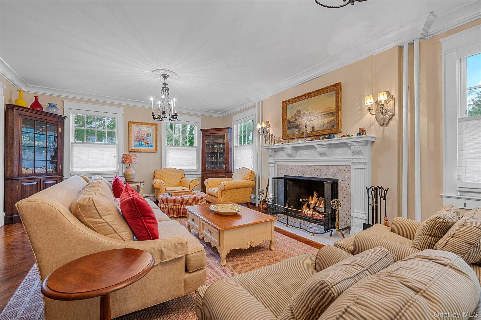 Great Neck, NY 11021,1 Deepdale DR