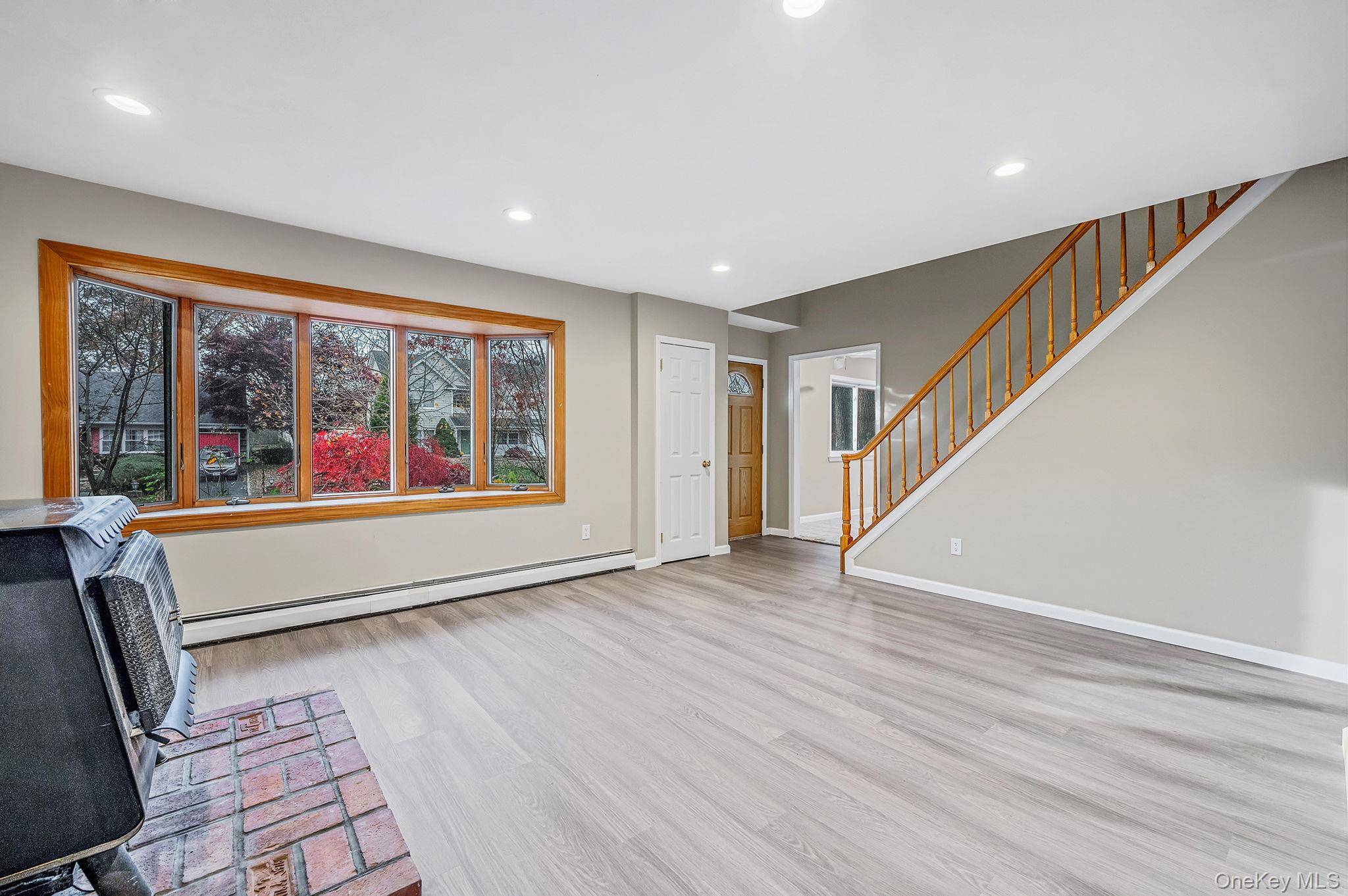 Nesconset, NY 11767,23 Dellmarie LN