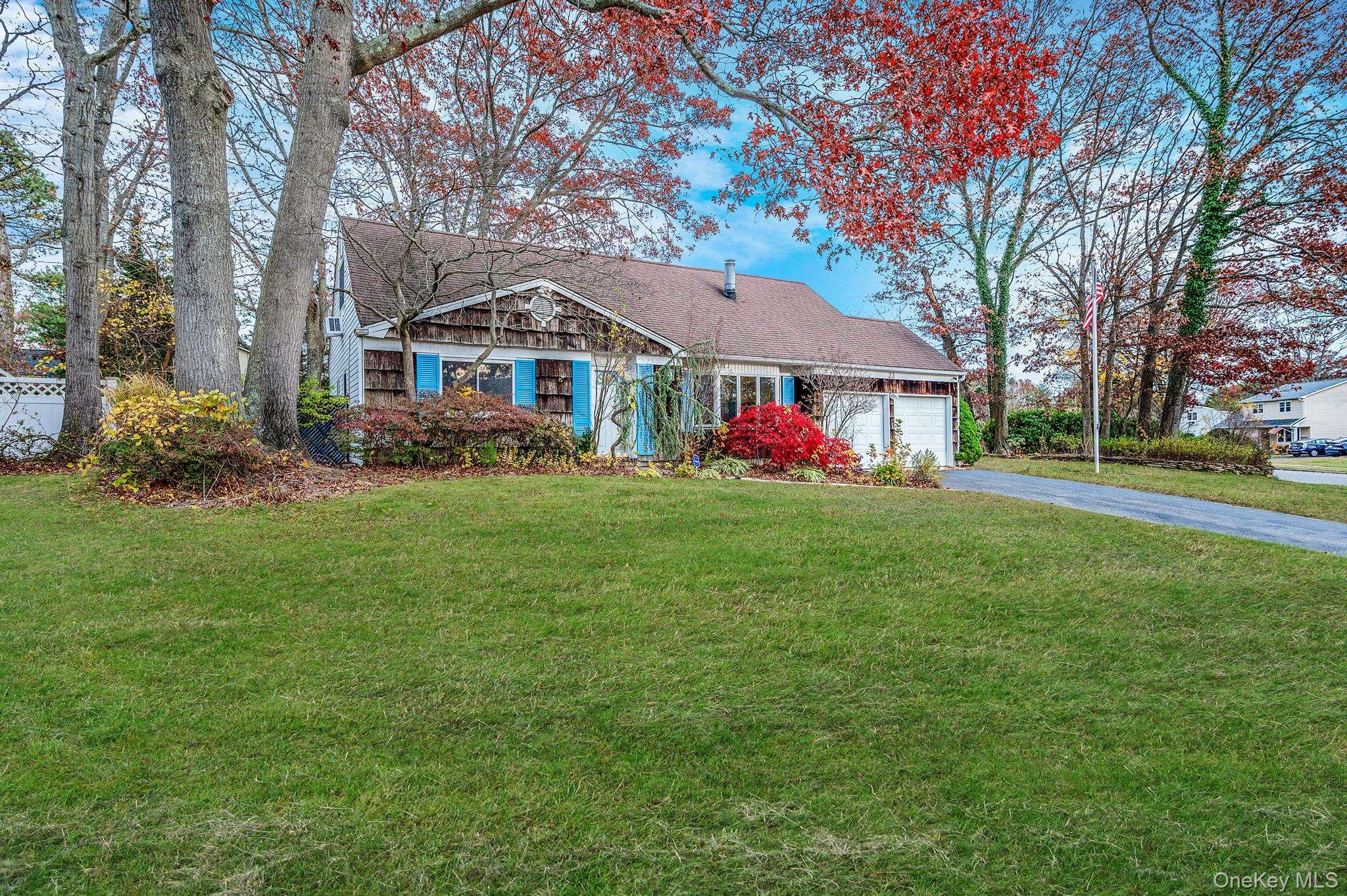 Nesconset, NY 11767,23 Dellmarie LN