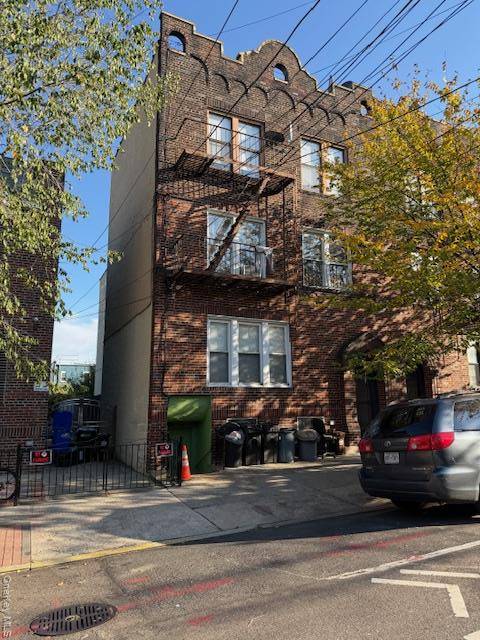 Woodside, NY 11377,3719 59th ST