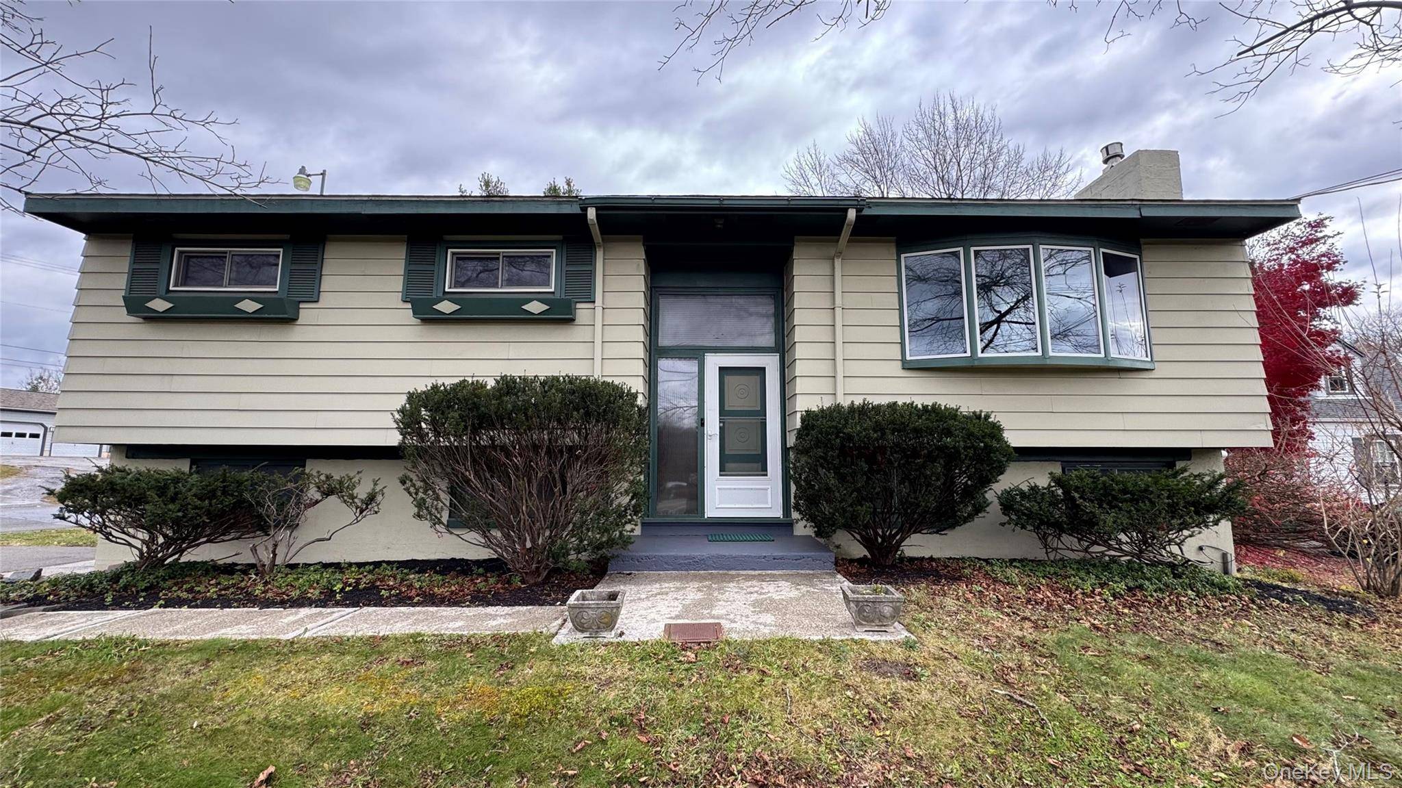 Poughkeepsie, NY 12603,107 Noxon RD