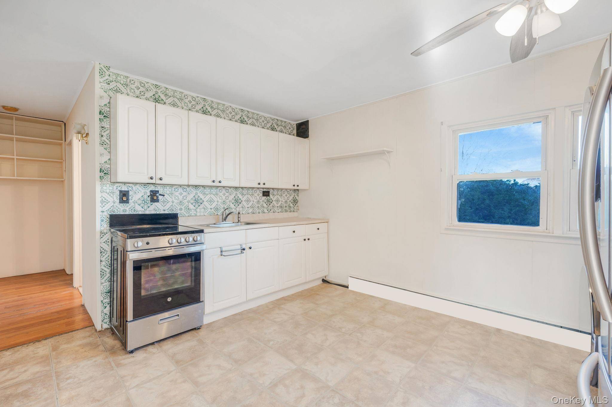 Levittown, NY 11756,231 Blacksmith RD