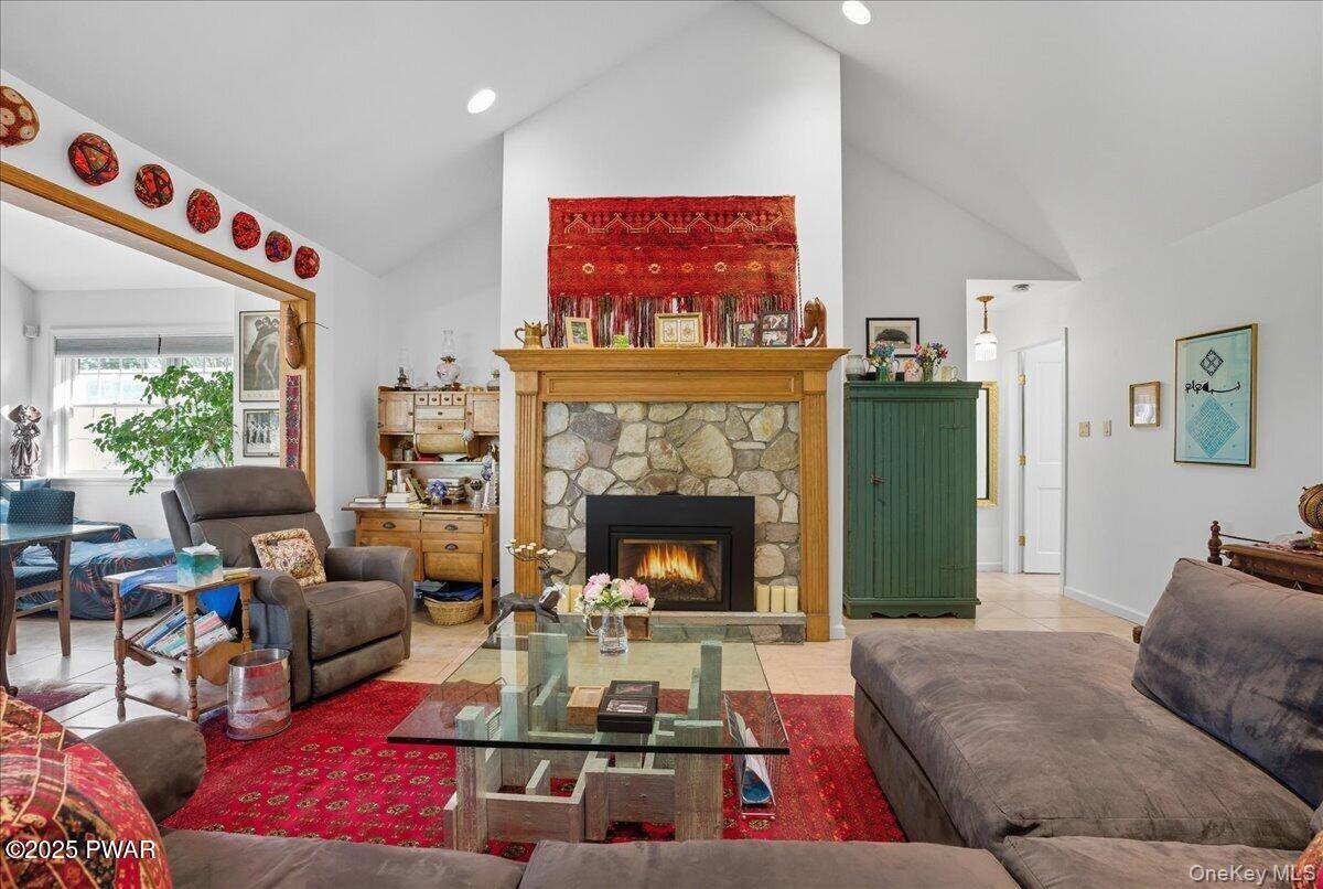 Call Listing Agent, PA 18405,20 Overlook DR