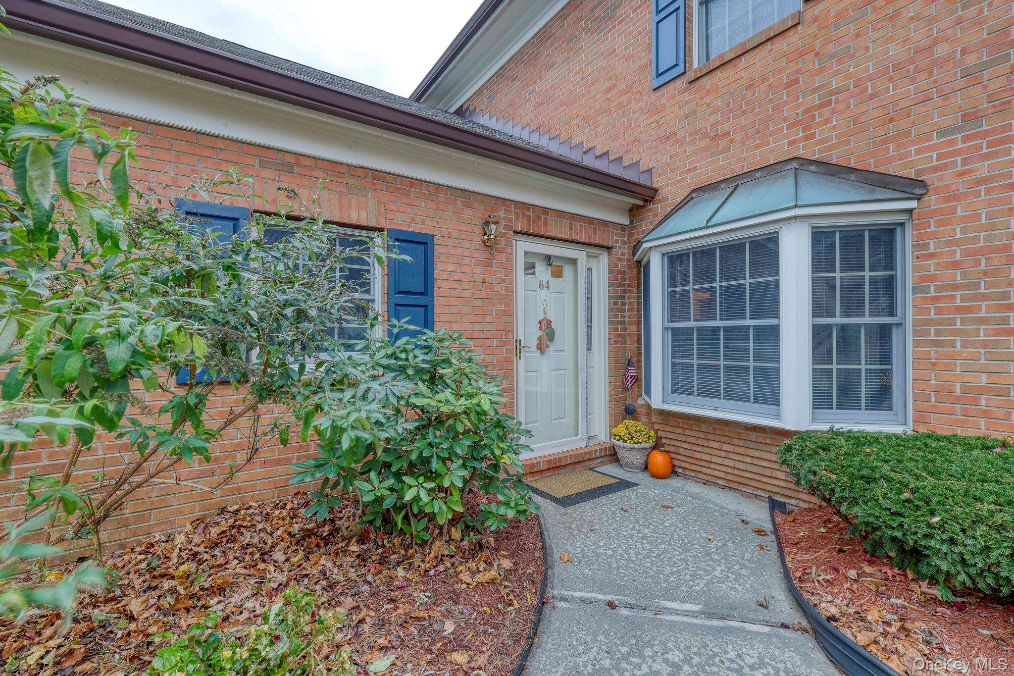 Newburgh, NY 12550,64 High Point CIR #64