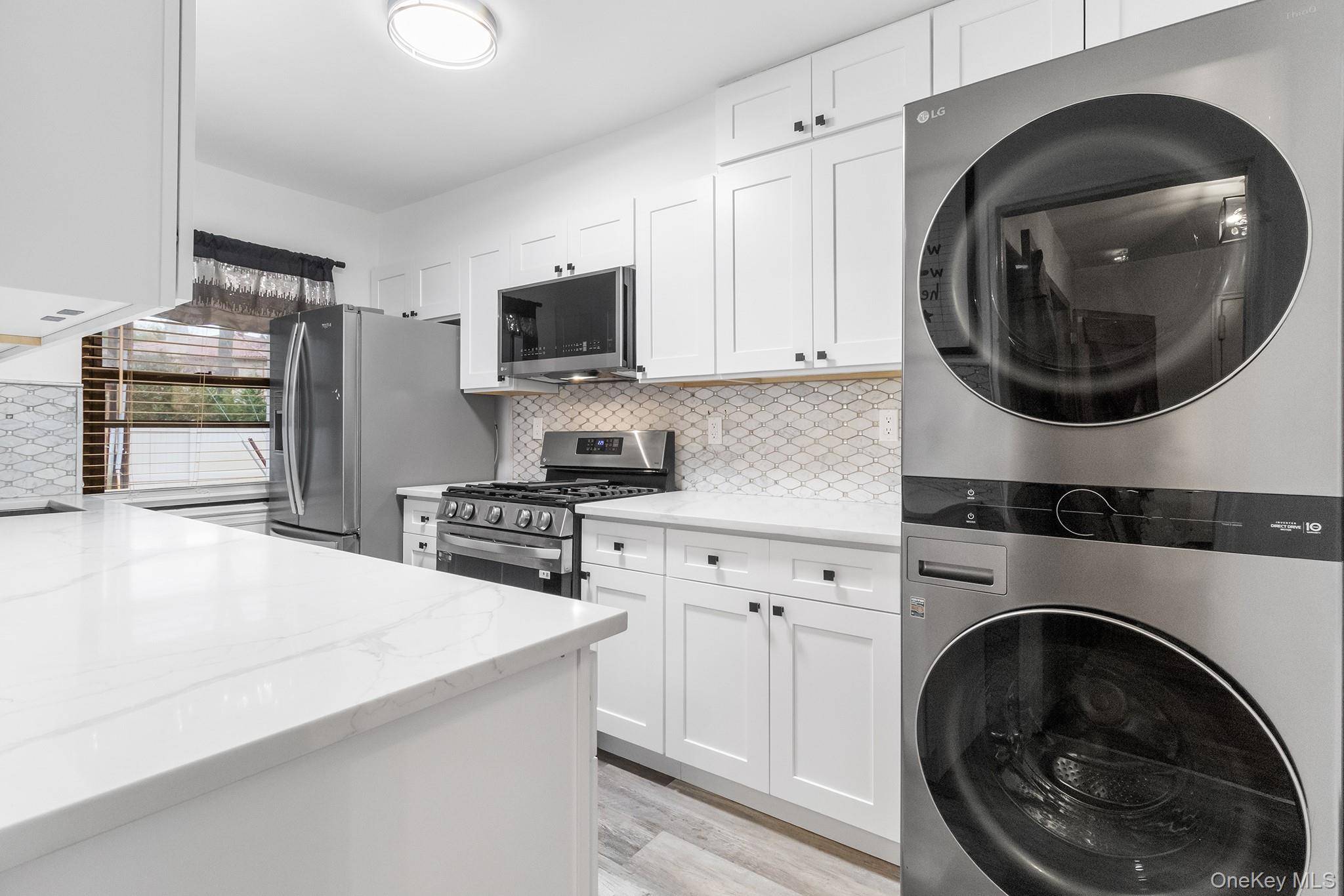 Hewlett, NY 11557,1209 E Broadway #D15