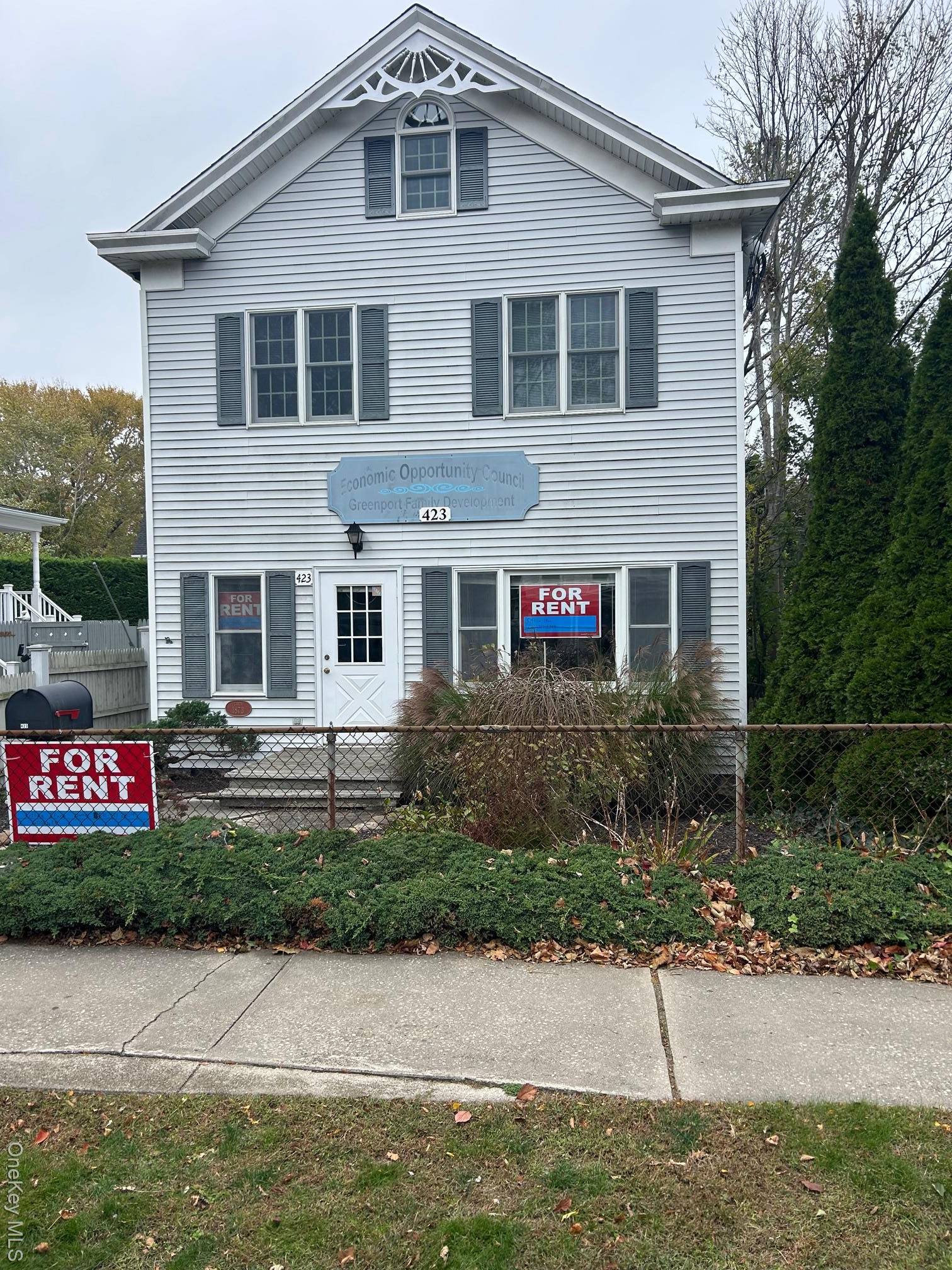 Greenport, NY 11944,423 First AVE