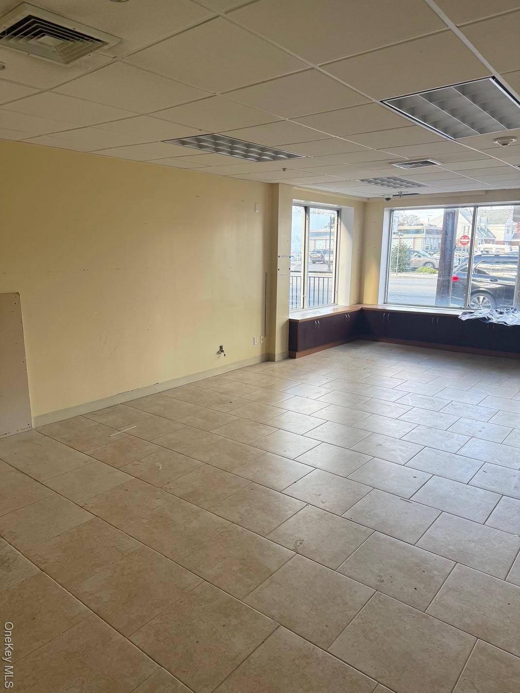 New Hyde Park, NY 11040,612 Jericho TPKE #612