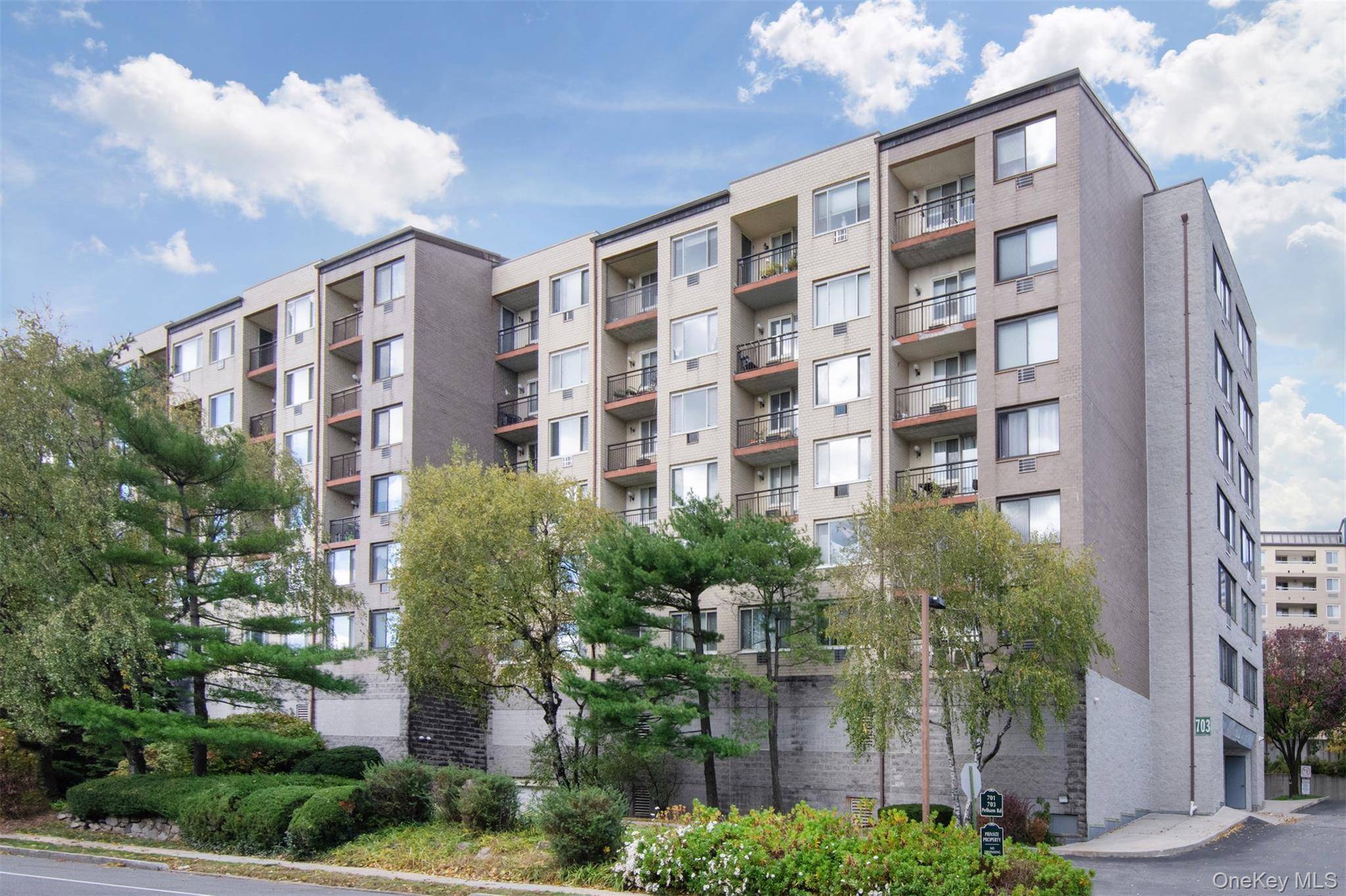 New Rochelle, NY 10805,703 Pelham RD #407