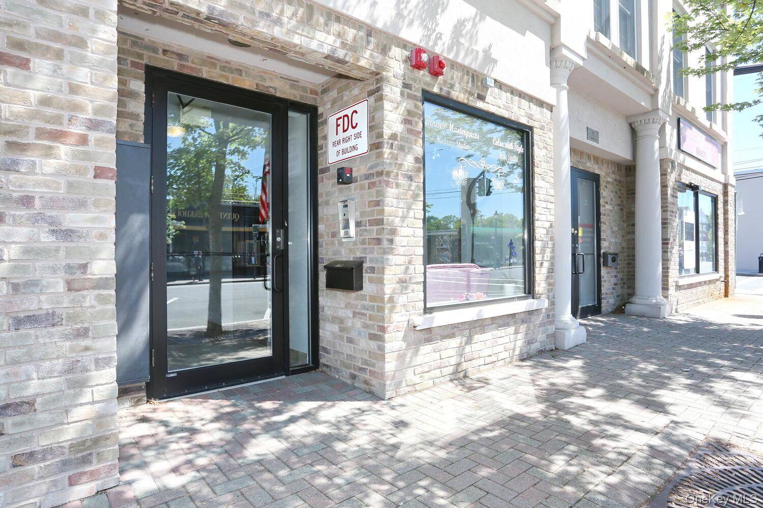 Pearl River, NY 10965,21 E Central AVE #206