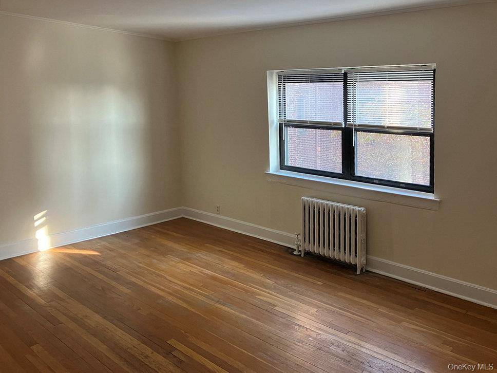 Harrison, NY 10528,240 Halstead AVE #A4