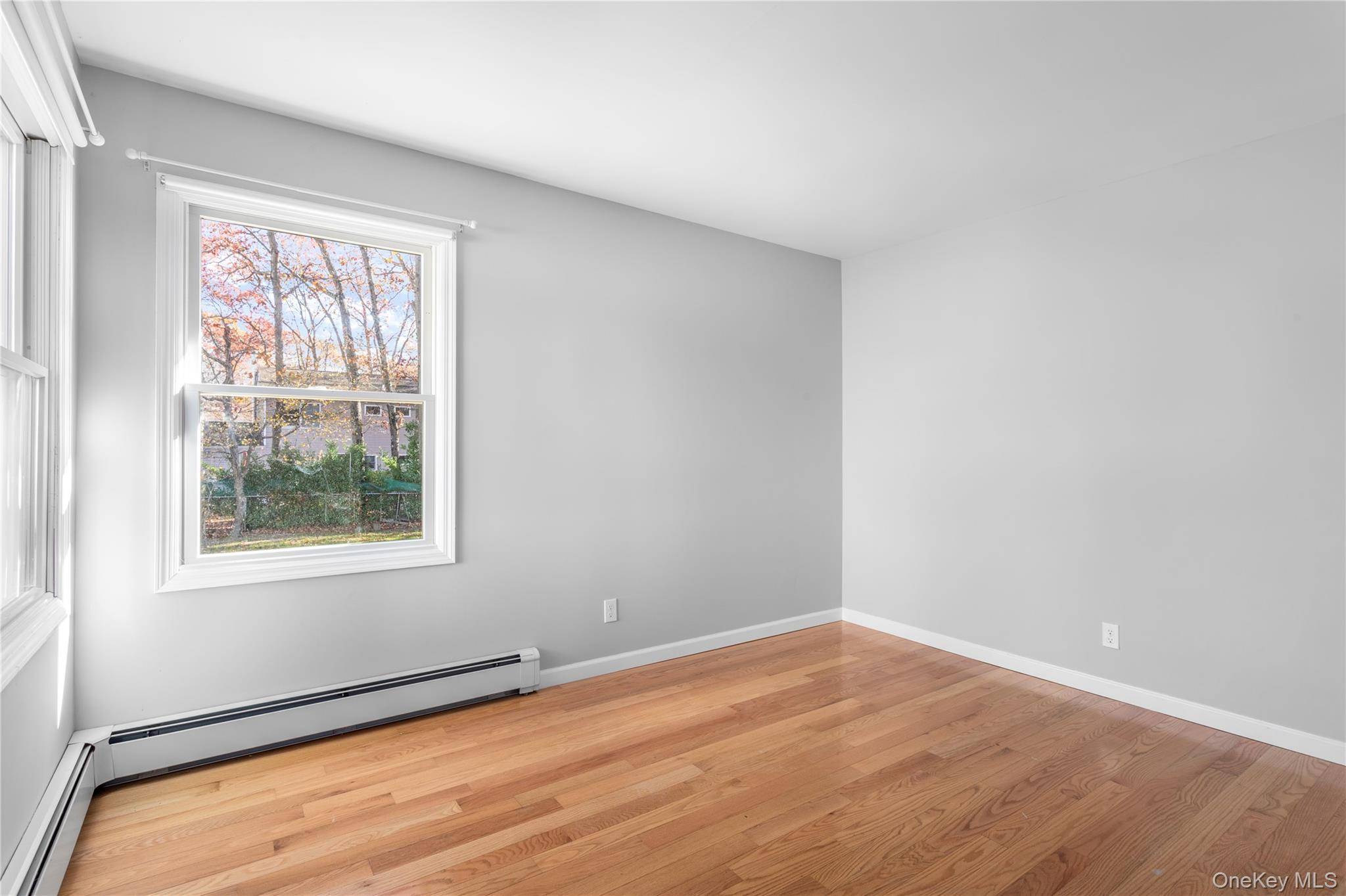 Ridge, NY 11961,11 Seneca TRL