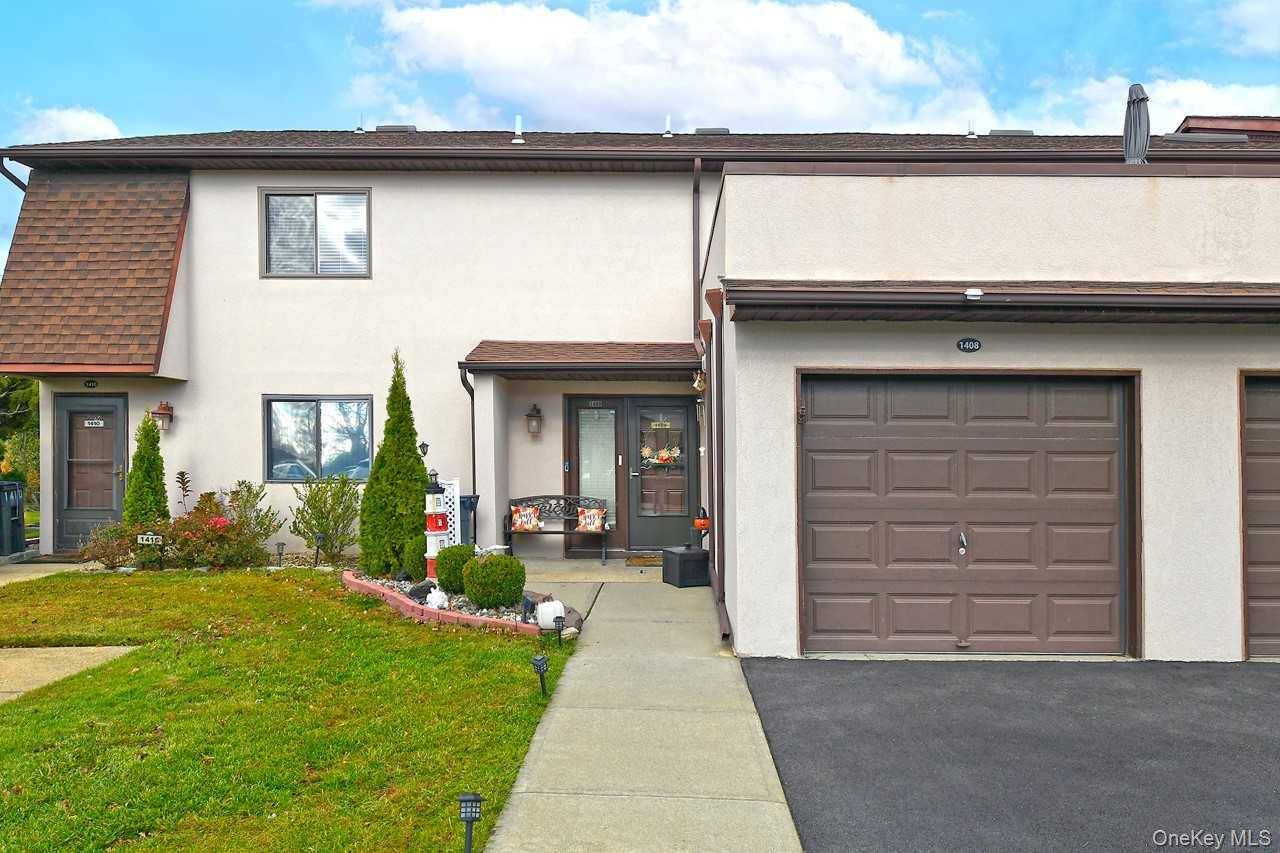 Freeport, NY 11520,ONE ANCHORAGE WAY #1408