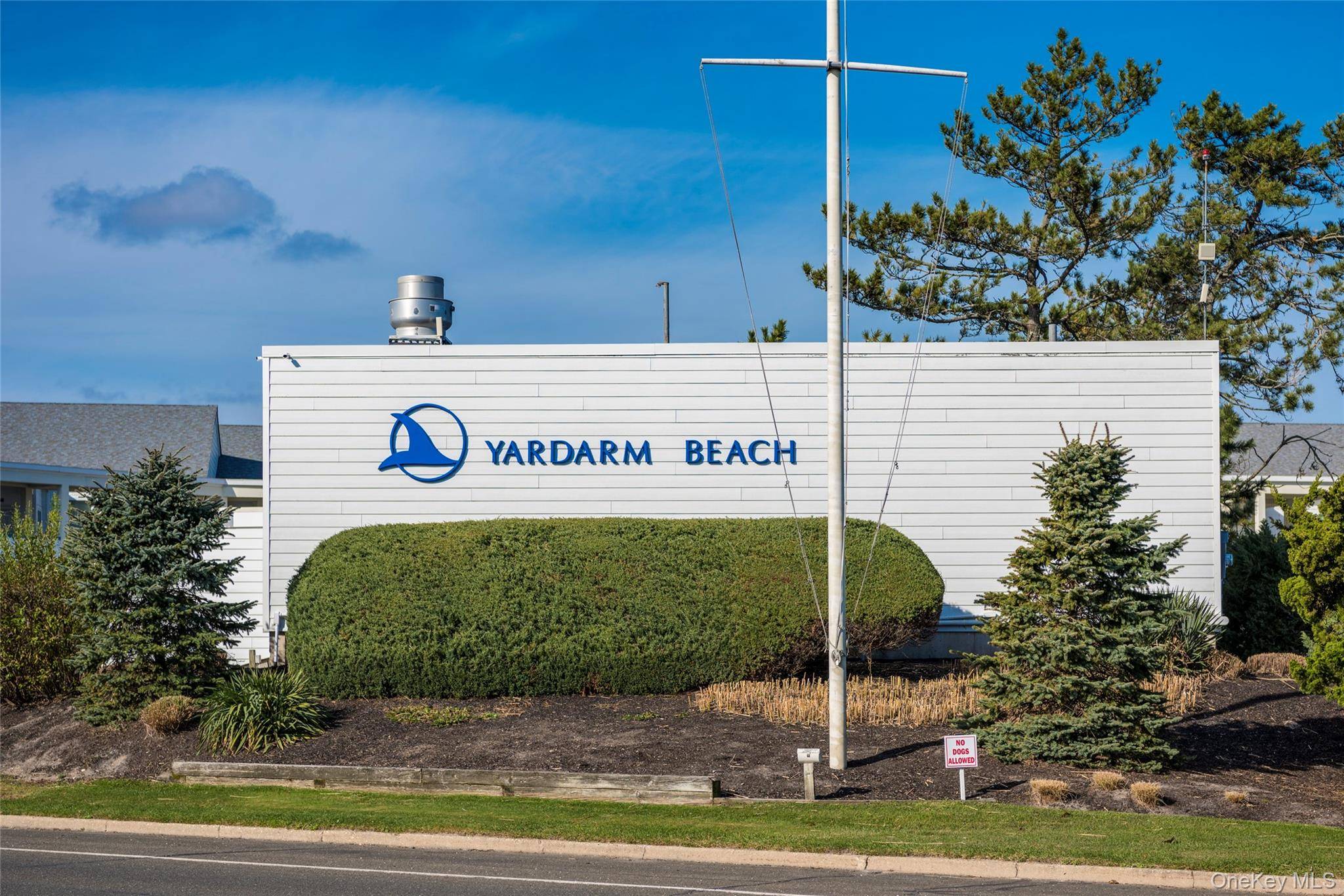 Westhampton Beach, NY 11978,265 Dune RD #68