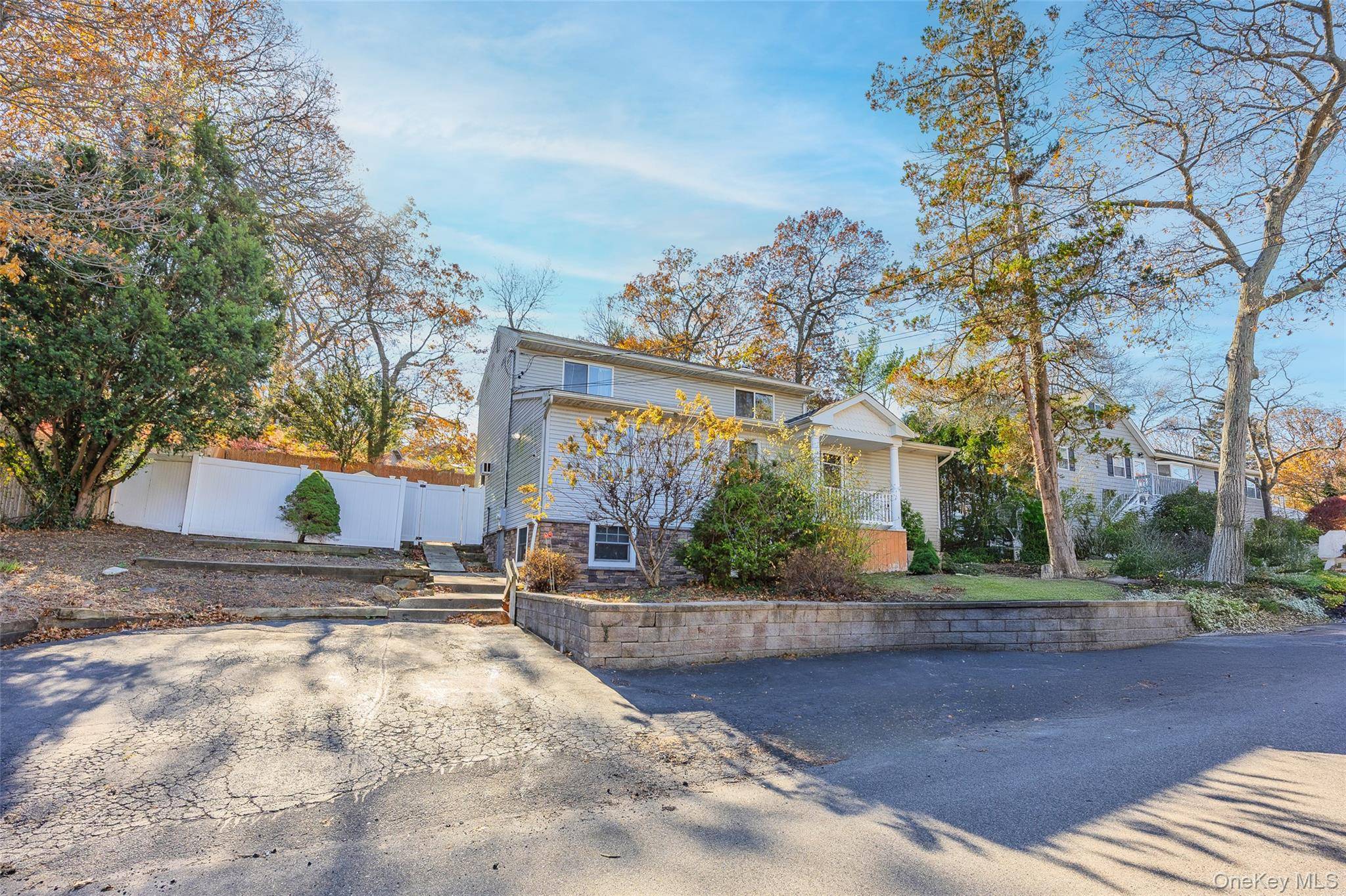 Sound Beach, NY 11789,10 Queen DR